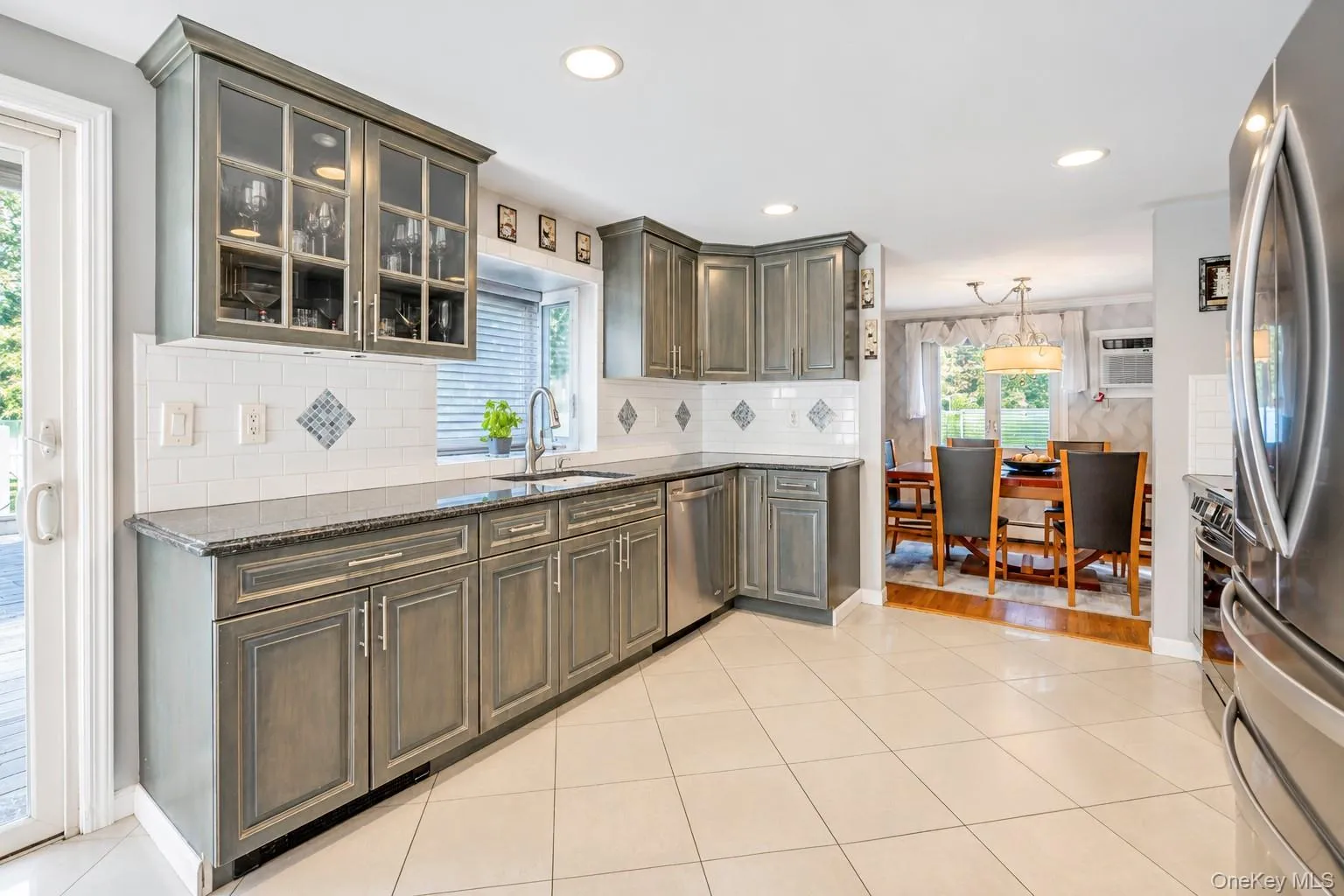 14 Hollingwood Drive, Brookhaven, NY, 5 Bedrooms Bedrooms, 8 Rooms Rooms,2 BathroomsBathrooms,Residential,For Rent,Hollingwood,0,1053828 14 Hollingwood Drive, Brookhaven, NY, 5 Bedrooms Bedrooms, 8 Rooms Rooms,2 BathroomsBathrooms,Residential,For Rent,Hollingwood,0,1053828