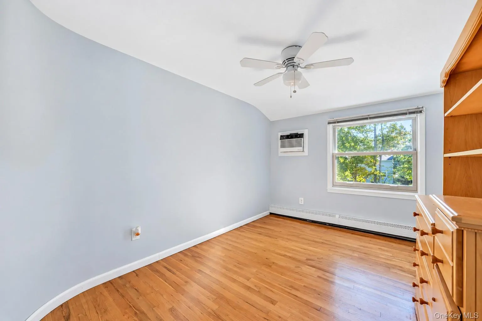 14 Hollingwood Drive, Brookhaven, NY, 5 Bedrooms Bedrooms, 8 Rooms Rooms,2 BathroomsBathrooms,Residential,For Rent,Hollingwood,0,1053828 14 Hollingwood Drive, Brookhaven, NY, 5 Bedrooms Bedrooms, 8 Rooms Rooms,2 BathroomsBathrooms,Residential,For Rent,Hollingwood,0,1053828