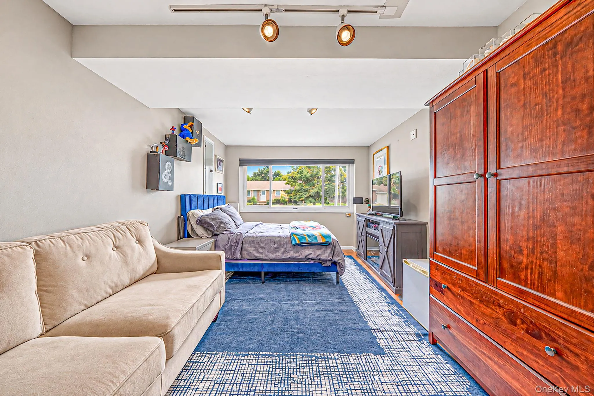 17 Marlowe Place, Huntington, NY, 3 Bedrooms Bedrooms, 8 Rooms Rooms,2 BathroomsBathrooms,Residential,For Rent,Marlowe,0,1053829 17 Marlowe Place, Huntington, NY, 3 Bedrooms Bedrooms, 8 Rooms Rooms,2 BathroomsBathrooms,Residential,For Rent,Marlowe,0,1053829