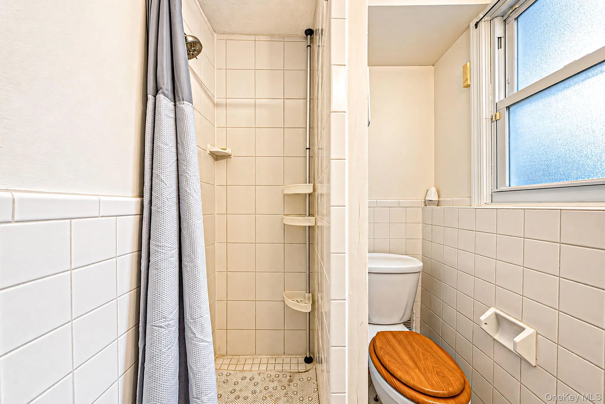 17 Marlowe Place, Huntington, NY, 3 Bedrooms Bedrooms, 8 Rooms Rooms,2 BathroomsBathrooms,Residential,For Rent,Marlowe,0,1053829 17 Marlowe Place, Huntington, NY, 3 Bedrooms Bedrooms, 8 Rooms Rooms,2 BathroomsBathrooms,Residential,For Rent,Marlowe,0,1053829