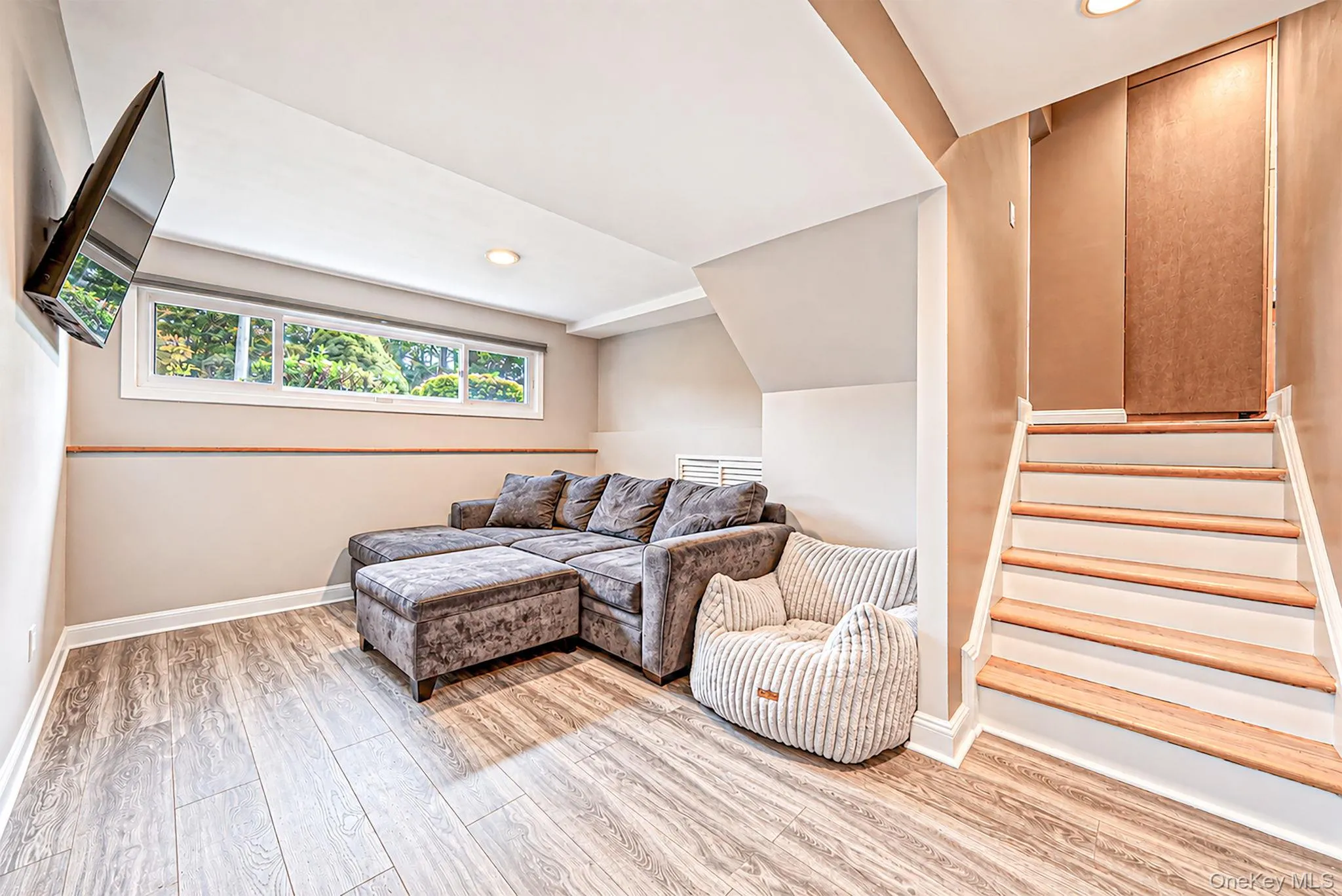 17 Marlowe Place, Huntington, NY, 3 Bedrooms Bedrooms, 8 Rooms Rooms,2 BathroomsBathrooms,Residential,For Rent,Marlowe,0,1053829 17 Marlowe Place, Huntington, NY, 3 Bedrooms Bedrooms, 8 Rooms Rooms,2 BathroomsBathrooms,Residential,For Rent,Marlowe,0,1053829