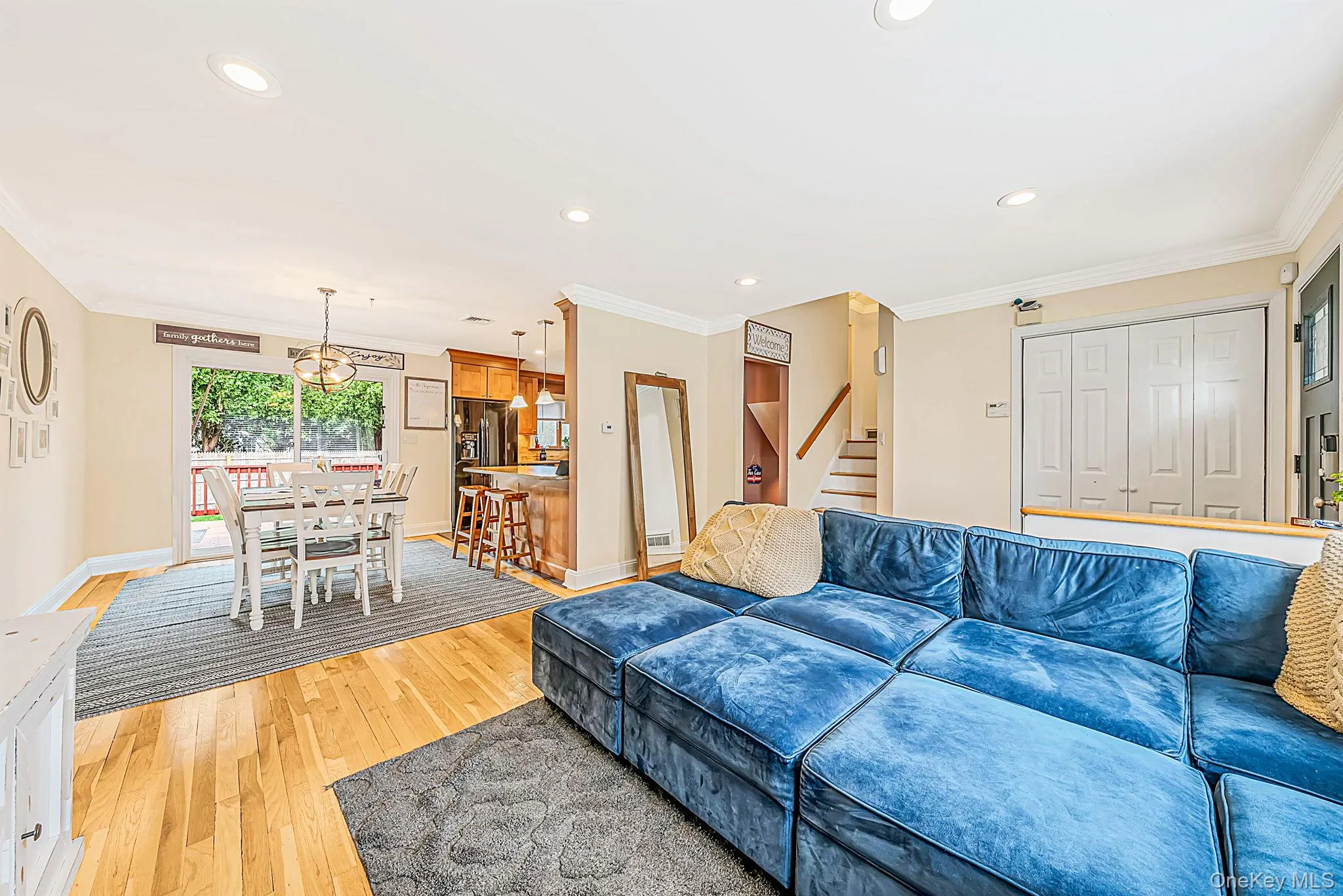 17 Marlowe Place, Huntington, NY, 3 Bedrooms Bedrooms, 8 Rooms Rooms,2 BathroomsBathrooms,Residential,For Rent,Marlowe,0,1053829 17 Marlowe Place, Huntington, NY, 3 Bedrooms Bedrooms, 8 Rooms Rooms,2 BathroomsBathrooms,Residential,For Rent,Marlowe,0,1053829