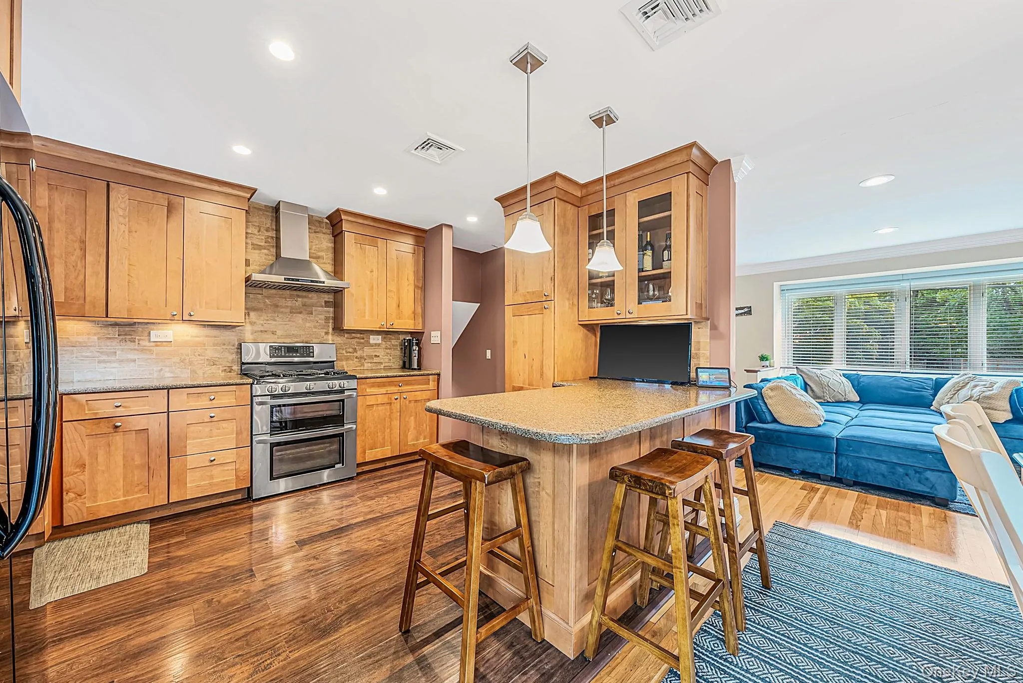 17 Marlowe Place, Huntington, NY, 3 Bedrooms Bedrooms, 8 Rooms Rooms,2 BathroomsBathrooms,Residential,For Rent,Marlowe,0,1053829 17 Marlowe Place, Huntington, NY, 3 Bedrooms Bedrooms, 8 Rooms Rooms,2 BathroomsBathrooms,Residential,For Rent,Marlowe,0,1053829