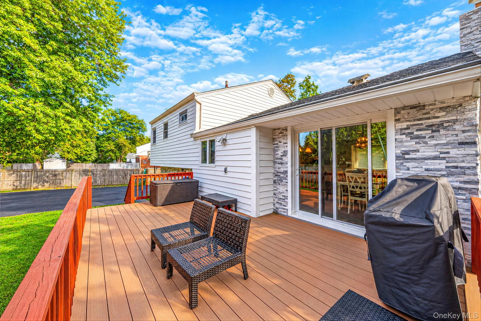 17 Marlowe Place, Huntington, NY, 3 Bedrooms Bedrooms, 8 Rooms Rooms,2 BathroomsBathrooms,Residential,For Rent,Marlowe,0,1053829 17 Marlowe Place, Huntington, NY, 3 Bedrooms Bedrooms, 8 Rooms Rooms,2 BathroomsBathrooms,Residential,For Rent,Marlowe,0,1053829