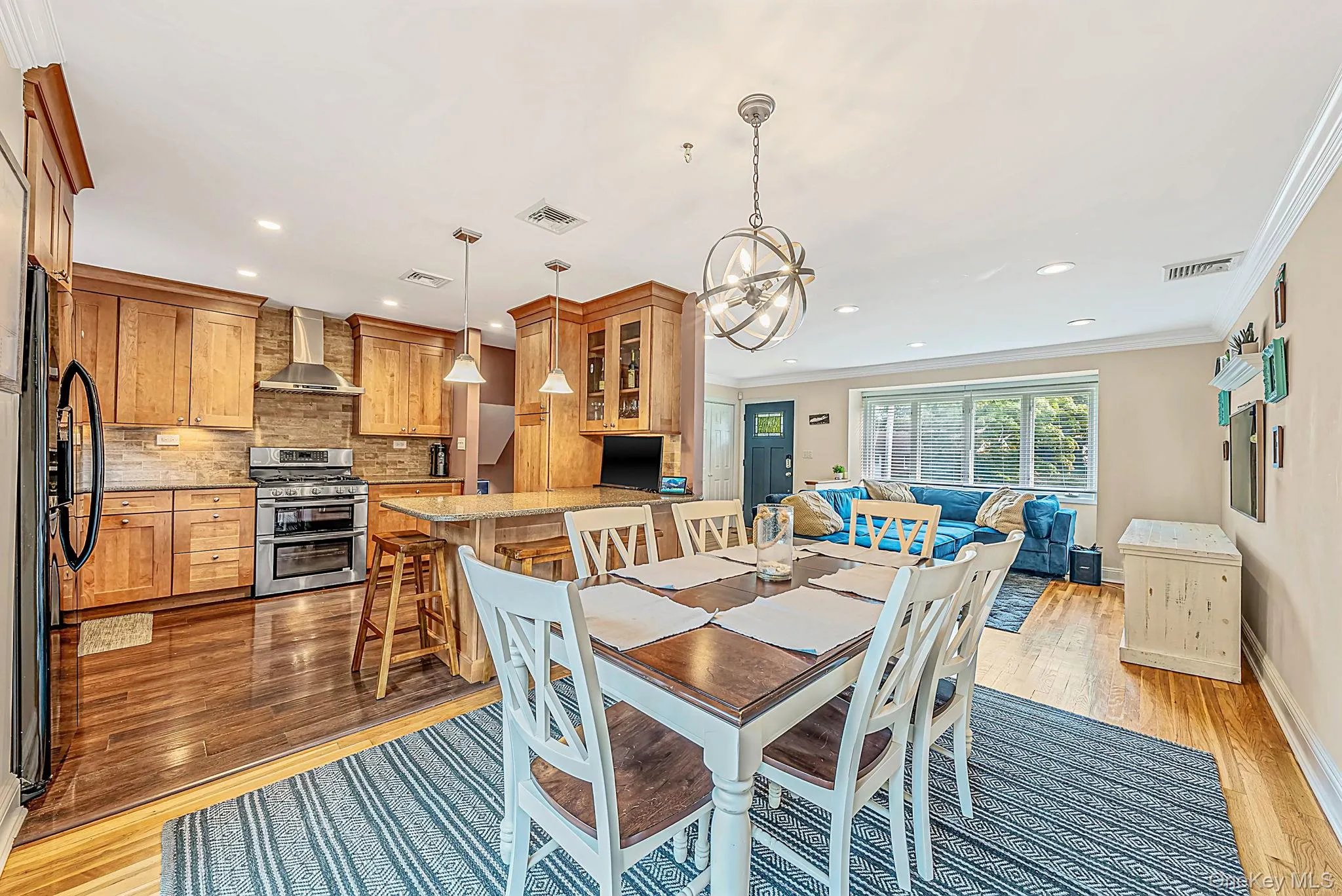17 Marlowe Place, Huntington, NY, 3 Bedrooms Bedrooms, 8 Rooms Rooms,2 BathroomsBathrooms,Residential,For Rent,Marlowe,0,1053829 17 Marlowe Place, Huntington, NY, 3 Bedrooms Bedrooms, 8 Rooms Rooms,2 BathroomsBathrooms,Residential,For Rent,Marlowe,0,1053829