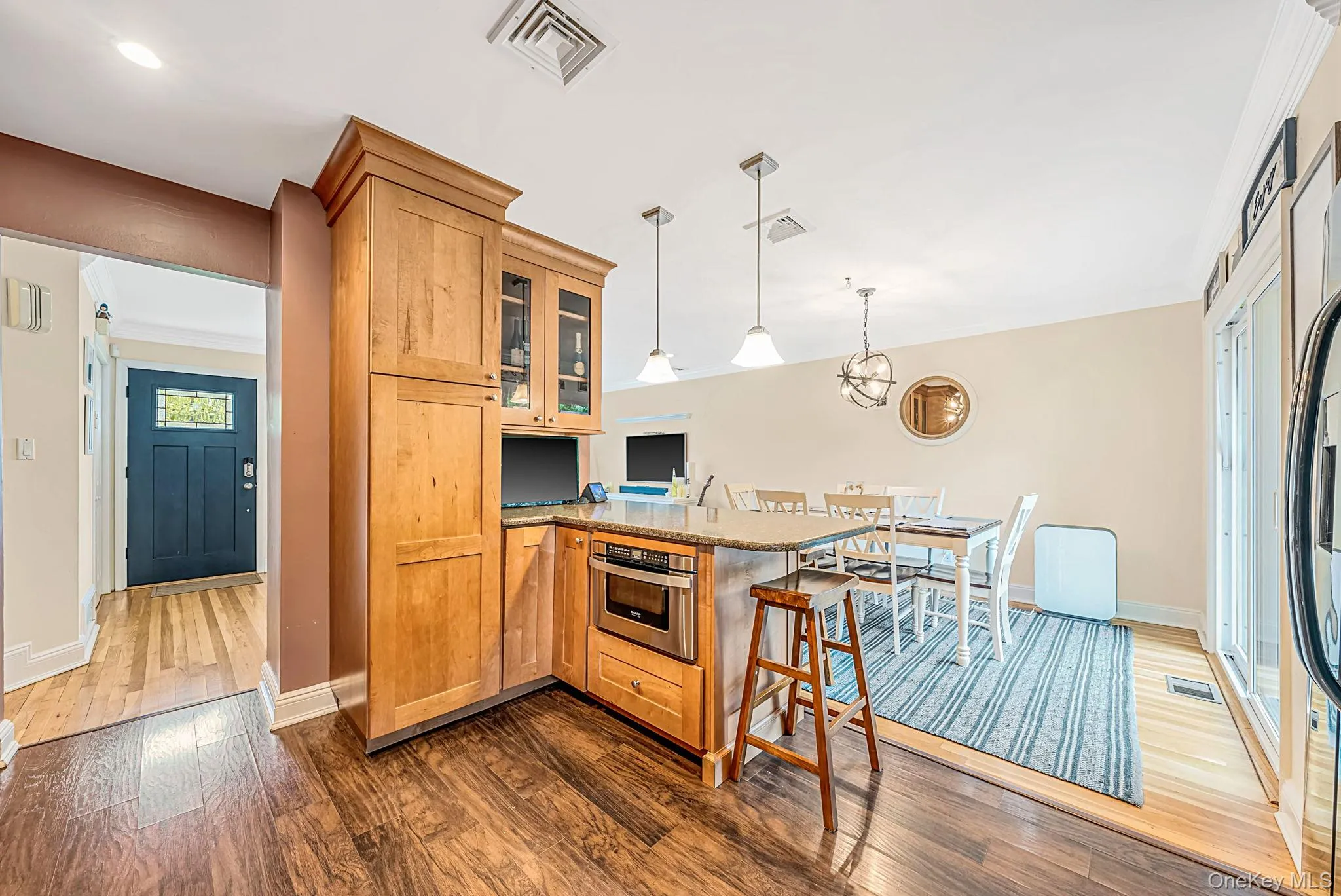 17 Marlowe Place, Huntington, NY, 3 Bedrooms Bedrooms, 8 Rooms Rooms,2 BathroomsBathrooms,Residential,For Rent,Marlowe,0,1053829 17 Marlowe Place, Huntington, NY, 3 Bedrooms Bedrooms, 8 Rooms Rooms,2 BathroomsBathrooms,Residential,For Rent,Marlowe,0,1053829