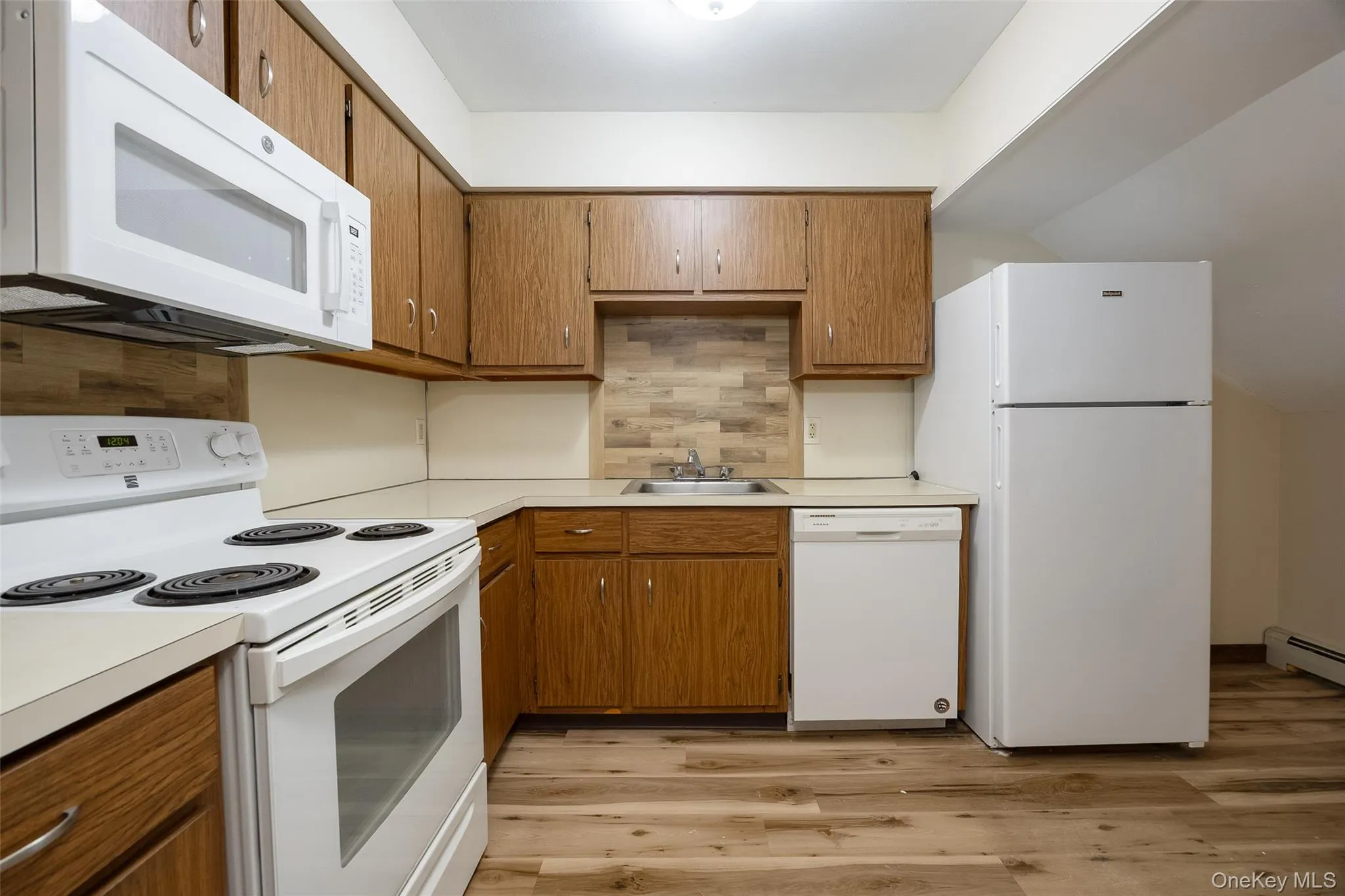 58 Mill, Hyde Park, NY, 1 Bedroom Bedrooms, 4 Room Rooms,1 BathroomBathrooms,Residential Lease,For Rent,Mill,0,1053831 58 Mill, Hyde Park, NY, 1 Bedroom Bedrooms, 4 Room Rooms,1 BathroomBathrooms,Residential Lease,For Rent,Mill,0,1053831