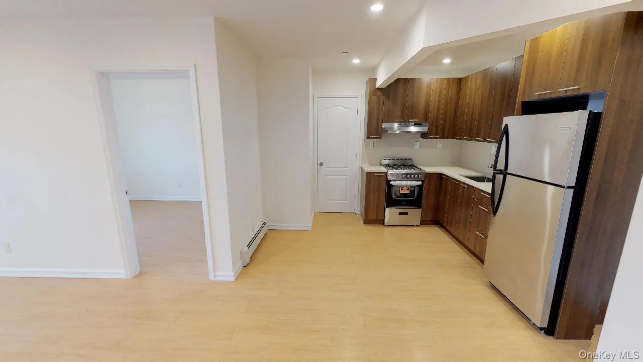 67-19 Austin Street, New York, NY, 2 Bedrooms Bedrooms, 4 Rooms Rooms,1 BathroomBathrooms,Residential Lease,For Rent,Austin,0,1053834 67-19 Austin Street, New York, NY, 2 Bedrooms Bedrooms, 4 Rooms Rooms,1 BathroomBathrooms,Residential Lease,For Rent,Austin,0,1053834