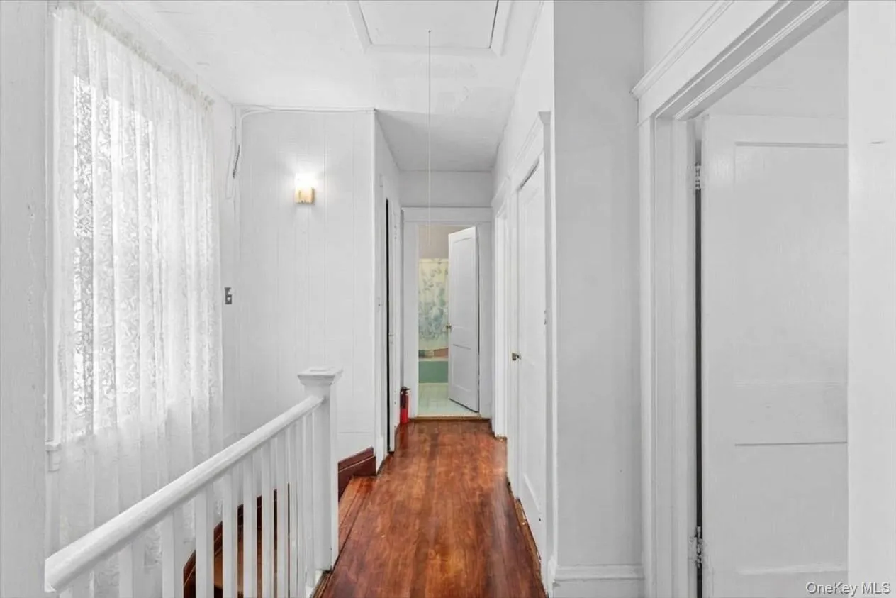 195-12 Mc Laughlin Avenue, New York, NY, 4 Bedrooms Bedrooms, 12 Rooms Rooms,2 BathroomsBathrooms,Residential,For Rent,Mc Laughlin,0,1053835 195-12 Mc Laughlin Avenue, New York, NY, 4 Bedrooms Bedrooms, 12 Rooms Rooms,2 BathroomsBathrooms,Residential,For Rent,Mc Laughlin,0,1053835