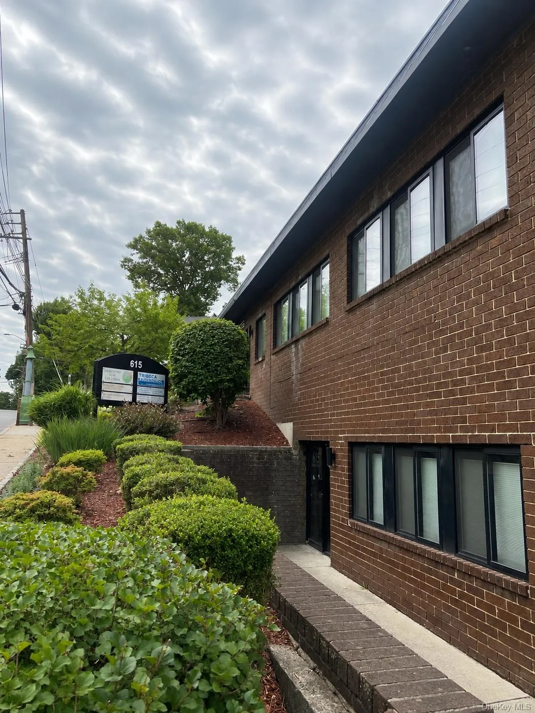 615 Broadway, Greenburgh, NY, ,Commercial Lease,For Rent,Broadway,0,1053837 615 Broadway, Greenburgh, NY, ,Commercial Lease,For Rent,Broadway,0,1053837