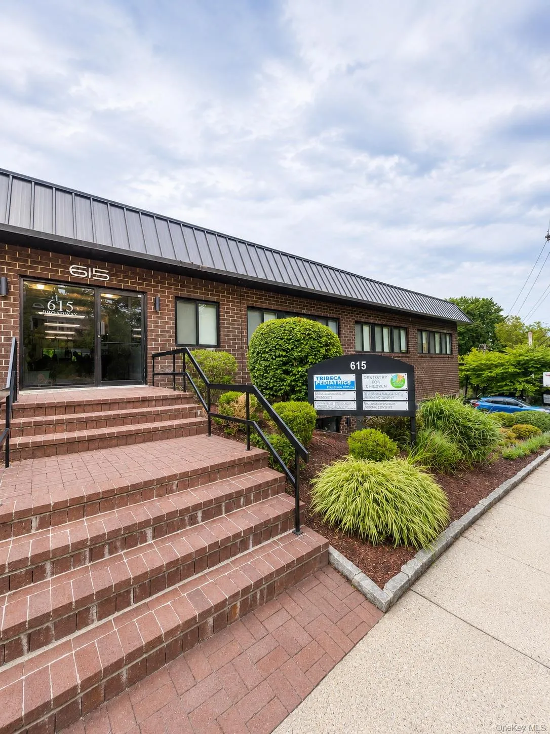 615 Broadway, Greenburgh, NY, ,Commercial Lease,For Rent,Broadway,0,1053837 615 Broadway, Greenburgh, NY, ,Commercial Lease,For Rent,Broadway,0,1053837
