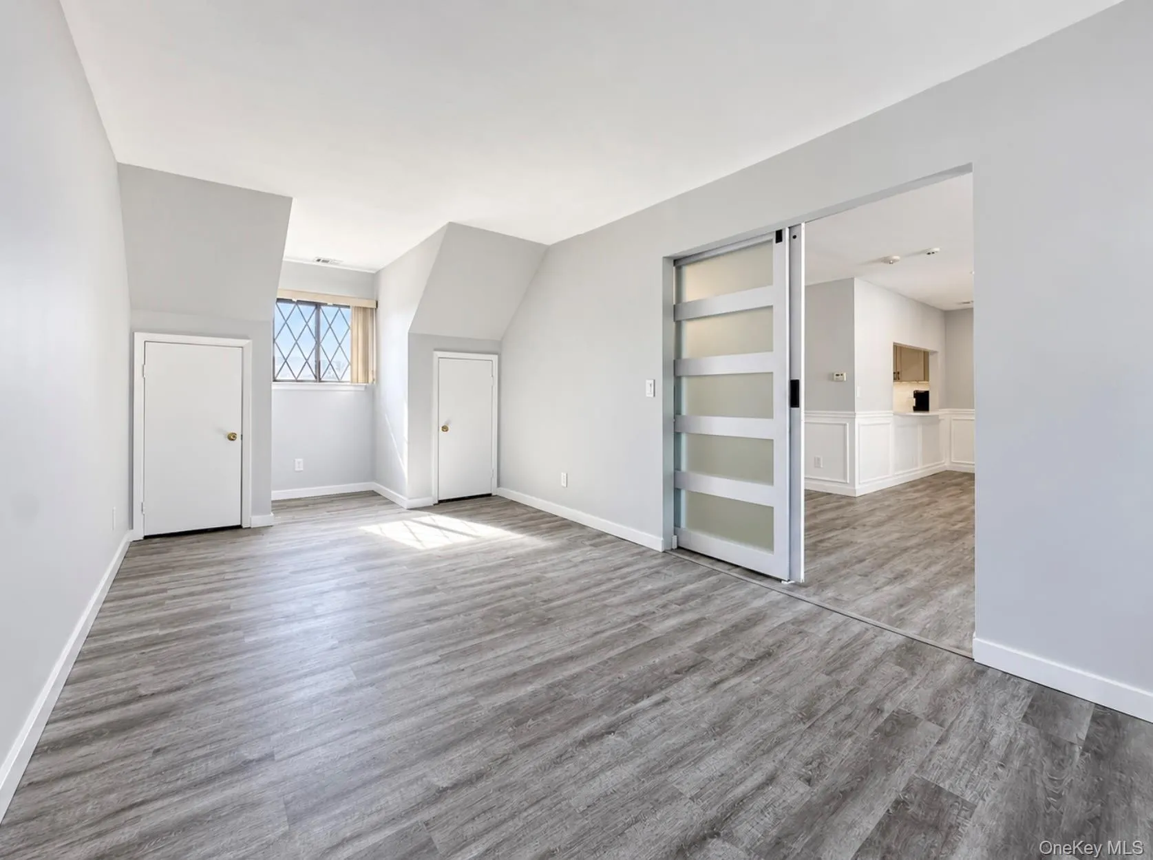 162 Cambridge Drive, Babylon, NY, 2 Bedrooms Bedrooms, 5 Rooms Rooms,1 BathroomBathrooms,Residential,For Rent,Cambridge,0,1053844 162 Cambridge Drive, Babylon, NY, 2 Bedrooms Bedrooms, 5 Rooms Rooms,1 BathroomBathrooms,Residential,For Rent,Cambridge,0,1053844
