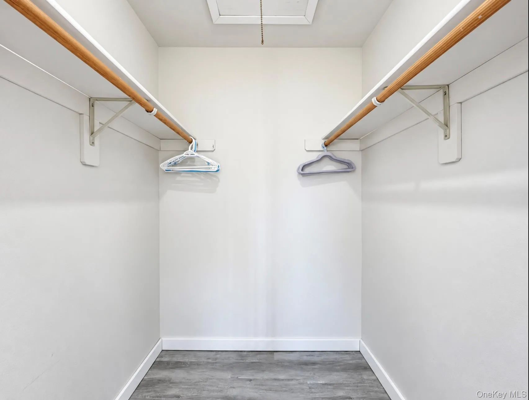 162 Cambridge Drive, Babylon, NY, 2 Bedrooms Bedrooms, 5 Rooms Rooms,1 BathroomBathrooms,Residential,For Rent,Cambridge,0,1053844 162 Cambridge Drive, Babylon, NY, 2 Bedrooms Bedrooms, 5 Rooms Rooms,1 BathroomBathrooms,Residential,For Rent,Cambridge,0,1053844
