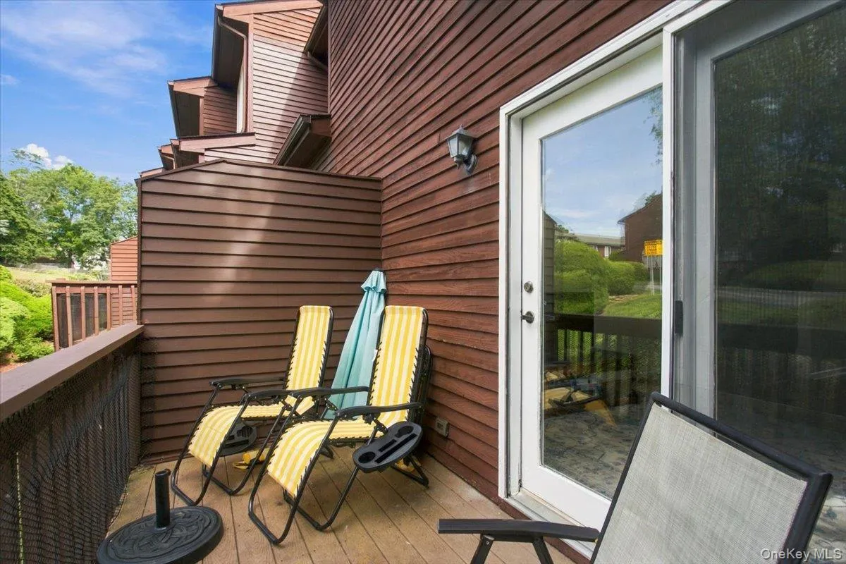 13 Knoll View, Ossining, NY, 2 Bedrooms Bedrooms, 7 Rooms Rooms,1 BathroomBathrooms,Residential,For Rent,Knoll,0,1053845 13 Knoll View, Ossining, NY, 2 Bedrooms Bedrooms, 7 Rooms Rooms,1 BathroomBathrooms,Residential,For Rent,Knoll,0,1053845