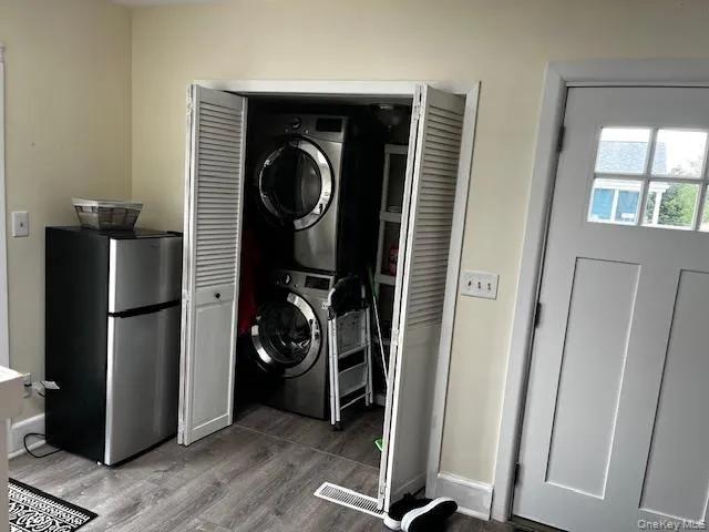 305 Nevada Street, Babylon, NY, 4 Bedrooms Bedrooms, 7 Rooms Rooms,2 BathroomsBathrooms,Residential Lease,For Rent,Nevada,0,1053846 305 Nevada Street, Babylon, NY, 4 Bedrooms Bedrooms, 7 Rooms Rooms,2 BathroomsBathrooms,Residential Lease,For Rent,Nevada,0,1053846