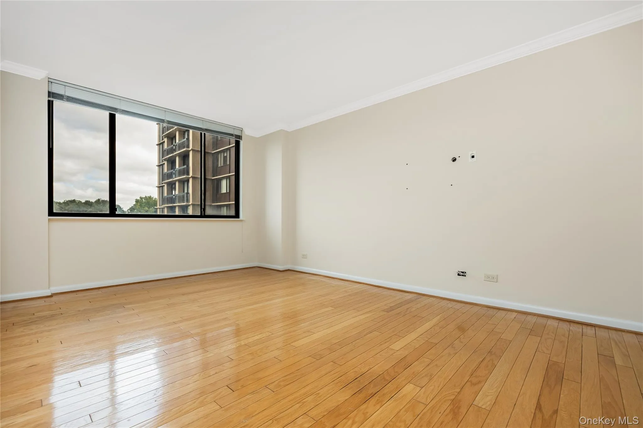 269-10 Grand Central Parkway, New York, NY, 2 Rooms Rooms,1 BathroomBathrooms,Residential,For Rent,Grand Central,0,1053847 269-10 Grand Central Parkway, New York, NY, 2 Rooms Rooms,1 BathroomBathrooms,Residential,For Rent,Grand Central,0,1053847
