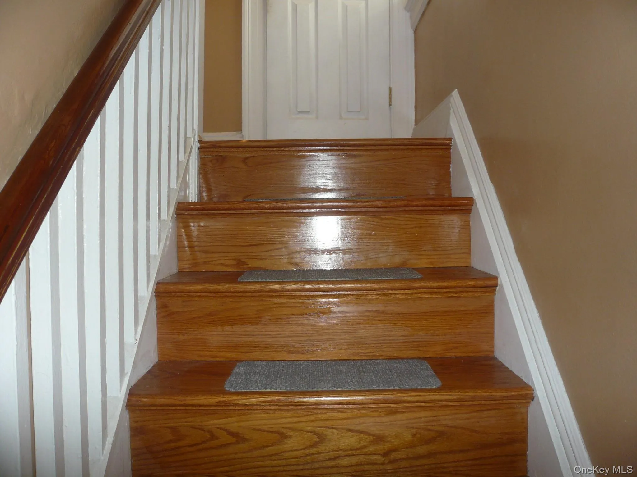 16932 144th Road, New York, NY, 4 Bedrooms Bedrooms, 8 Rooms Rooms,2 BathroomsBathrooms,Residential Lease,For Rent,144th,0,1053854 16932 144th Road, New York, NY, 4 Bedrooms Bedrooms, 8 Rooms Rooms,2 BathroomsBathrooms,Residential Lease,For Rent,144th,0,1053854