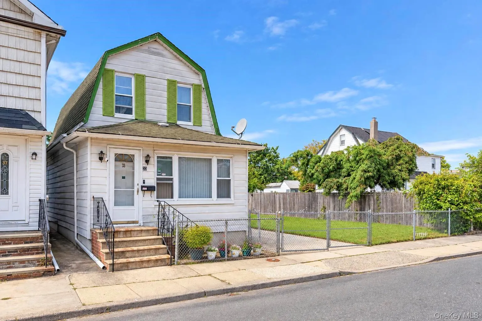 33 Claridge Avenue, Hempstead, NY, 2 Bedrooms Bedrooms, 6 Rooms Rooms,2 BathroomsBathrooms,Residential,For Rent,Claridge,0,1053863 33 Claridge Avenue, Hempstead, NY, 2 Bedrooms Bedrooms, 6 Rooms Rooms,2 BathroomsBathrooms,Residential,For Rent,Claridge,0,1053863