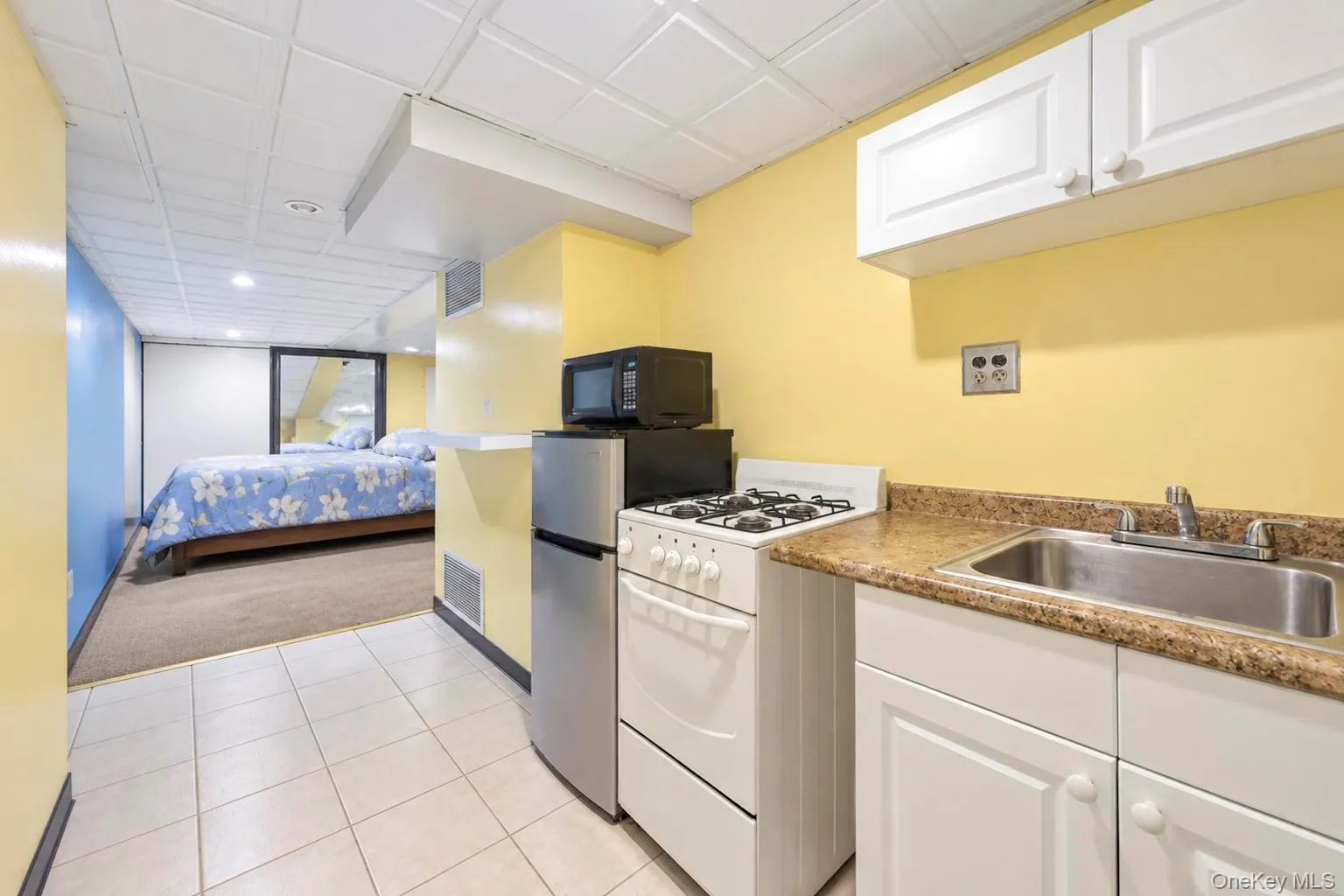33 Claridge Avenue, Hempstead, NY, 2 Bedrooms Bedrooms, 6 Rooms Rooms,2 BathroomsBathrooms,Residential,For Rent,Claridge,0,1053863 33 Claridge Avenue, Hempstead, NY, 2 Bedrooms Bedrooms, 6 Rooms Rooms,2 BathroomsBathrooms,Residential,For Rent,Claridge,0,1053863