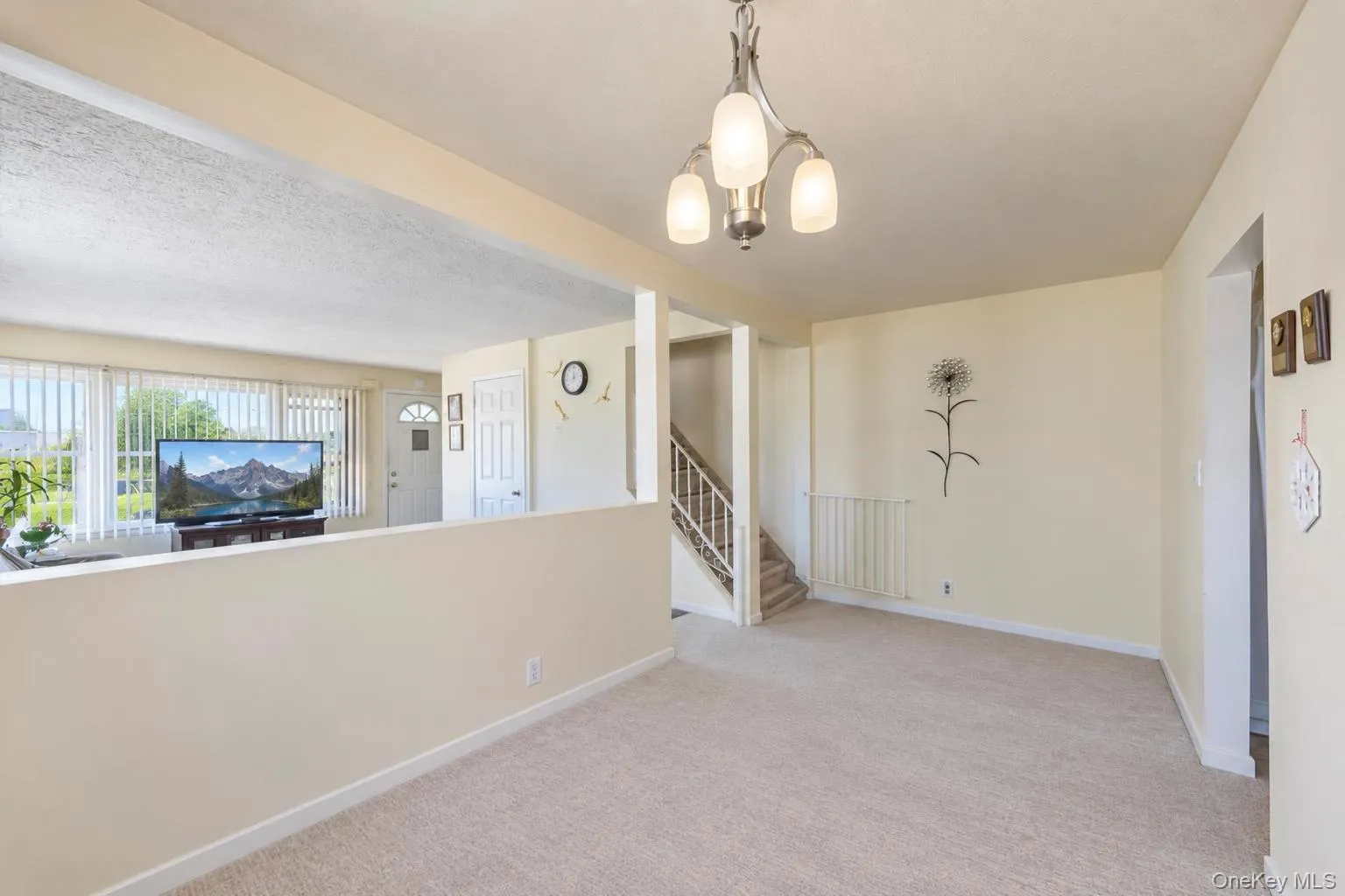 33 Claridge Avenue, Hempstead, NY, 2 Bedrooms Bedrooms, 6 Rooms Rooms,2 BathroomsBathrooms,Residential,For Rent,Claridge,0,1053863 33 Claridge Avenue, Hempstead, NY, 2 Bedrooms Bedrooms, 6 Rooms Rooms,2 BathroomsBathrooms,Residential,For Rent,Claridge,0,1053863