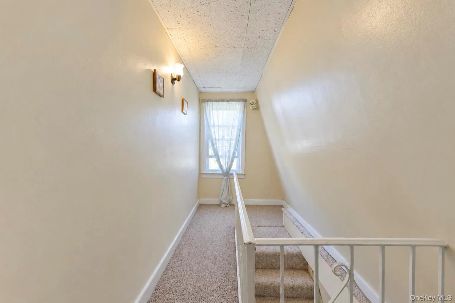 33 Claridge Avenue, Hempstead, NY, 2 Bedrooms Bedrooms, 6 Rooms Rooms,2 BathroomsBathrooms,Residential,For Rent,Claridge,0,1053863 33 Claridge Avenue, Hempstead, NY, 2 Bedrooms Bedrooms, 6 Rooms Rooms,2 BathroomsBathrooms,Residential,For Rent,Claridge,0,1053863