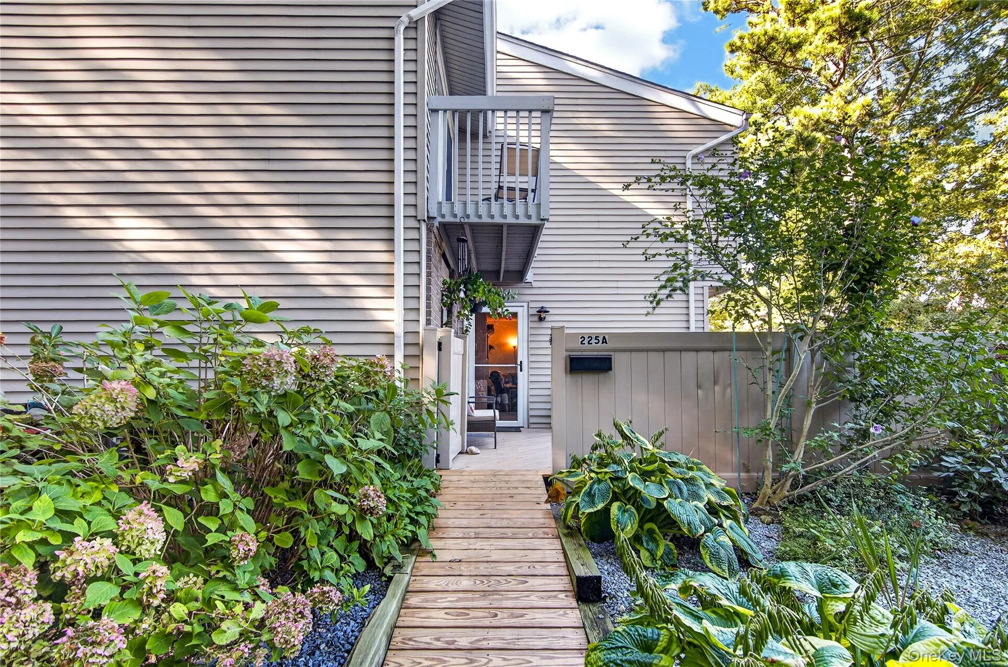 225 Springmeadow Drive, Islip, NY, 3 Bedrooms Bedrooms, 5 Rooms Rooms,1 BathroomBathrooms,Residential,For Rent,Springmeadow,0,1053864 225 Springmeadow Drive, Islip, NY, 3 Bedrooms Bedrooms, 5 Rooms Rooms,1 BathroomBathrooms,Residential,For Rent,Springmeadow,0,1053864