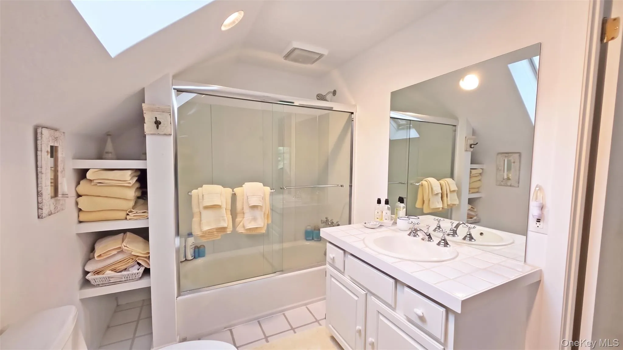 288 Water Mill Towd Road, Southampton, NY, 4 Bedrooms Bedrooms, 7 Rooms Rooms,3 BathroomsBathrooms,Residential,For Rent,Water Mill Towd,0,1053868 288 Water Mill Towd Road, Southampton, NY, 4 Bedrooms Bedrooms, 7 Rooms Rooms,3 BathroomsBathrooms,Residential,For Rent,Water Mill Towd,0,1053868