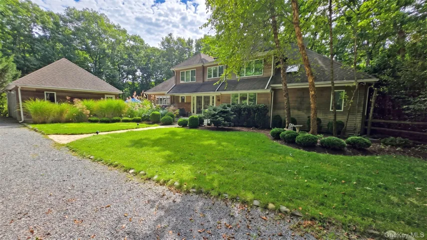 288 Water Mill Towd Road, Southampton, New York 11976