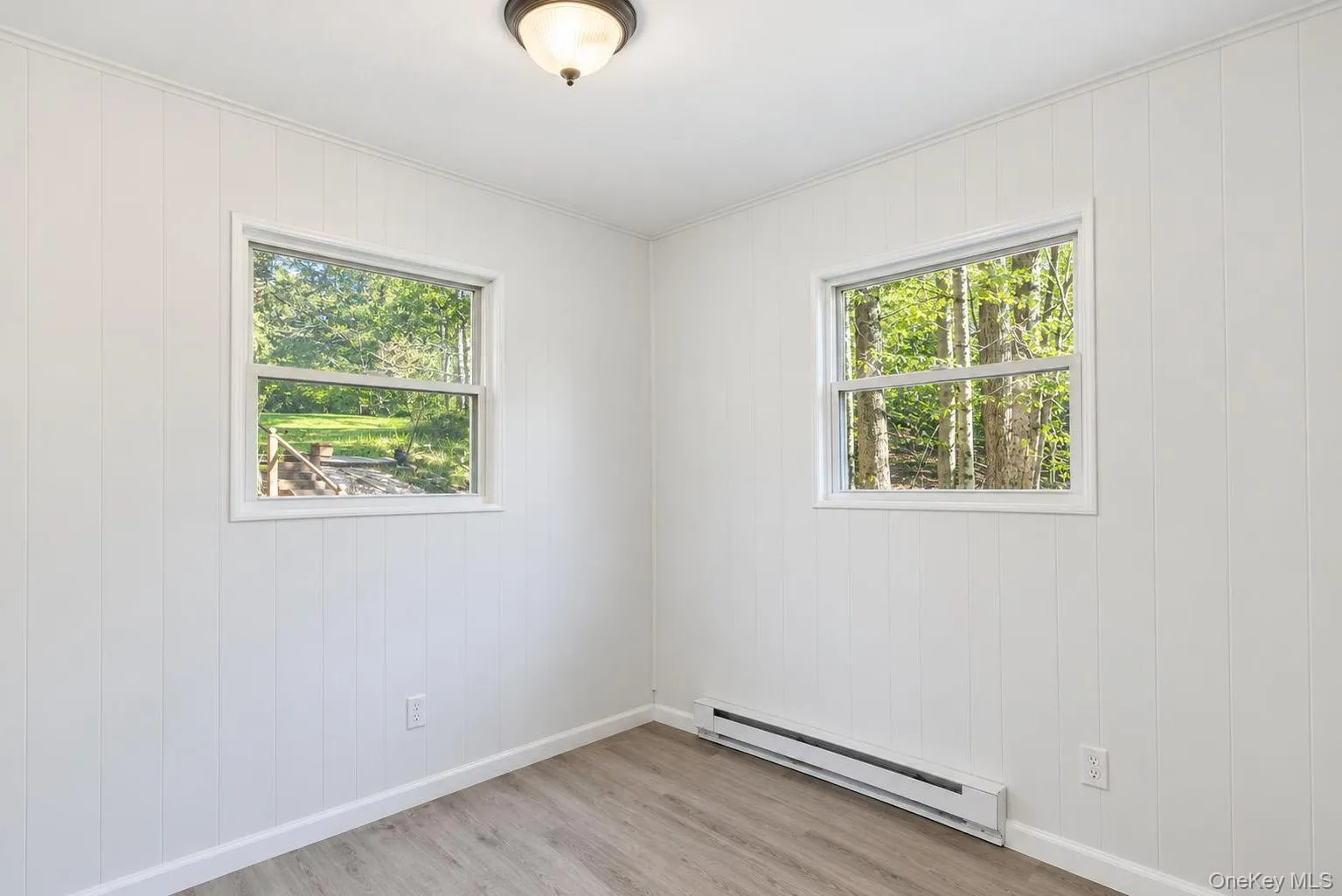 93 Starlight Drive, Thompson, NY, 2 Bedrooms Bedrooms, 4 Rooms Rooms,1 BathroomBathrooms,Residential,For Rent,Starlight,0,1053871 93 Starlight Drive, Thompson, NY, 2 Bedrooms Bedrooms, 4 Rooms Rooms,1 BathroomBathrooms,Residential,For Rent,Starlight,0,1053871