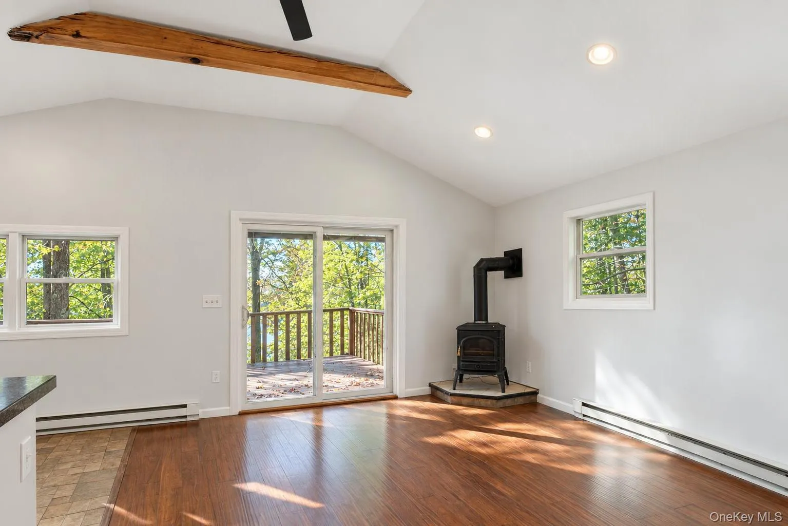 93 Starlight Drive, Thompson, NY, 2 Bedrooms Bedrooms, 4 Rooms Rooms,1 BathroomBathrooms,Residential,For Rent,Starlight,0,1053871 93 Starlight Drive, Thompson, NY, 2 Bedrooms Bedrooms, 4 Rooms Rooms,1 BathroomBathrooms,Residential,For Rent,Starlight,0,1053871