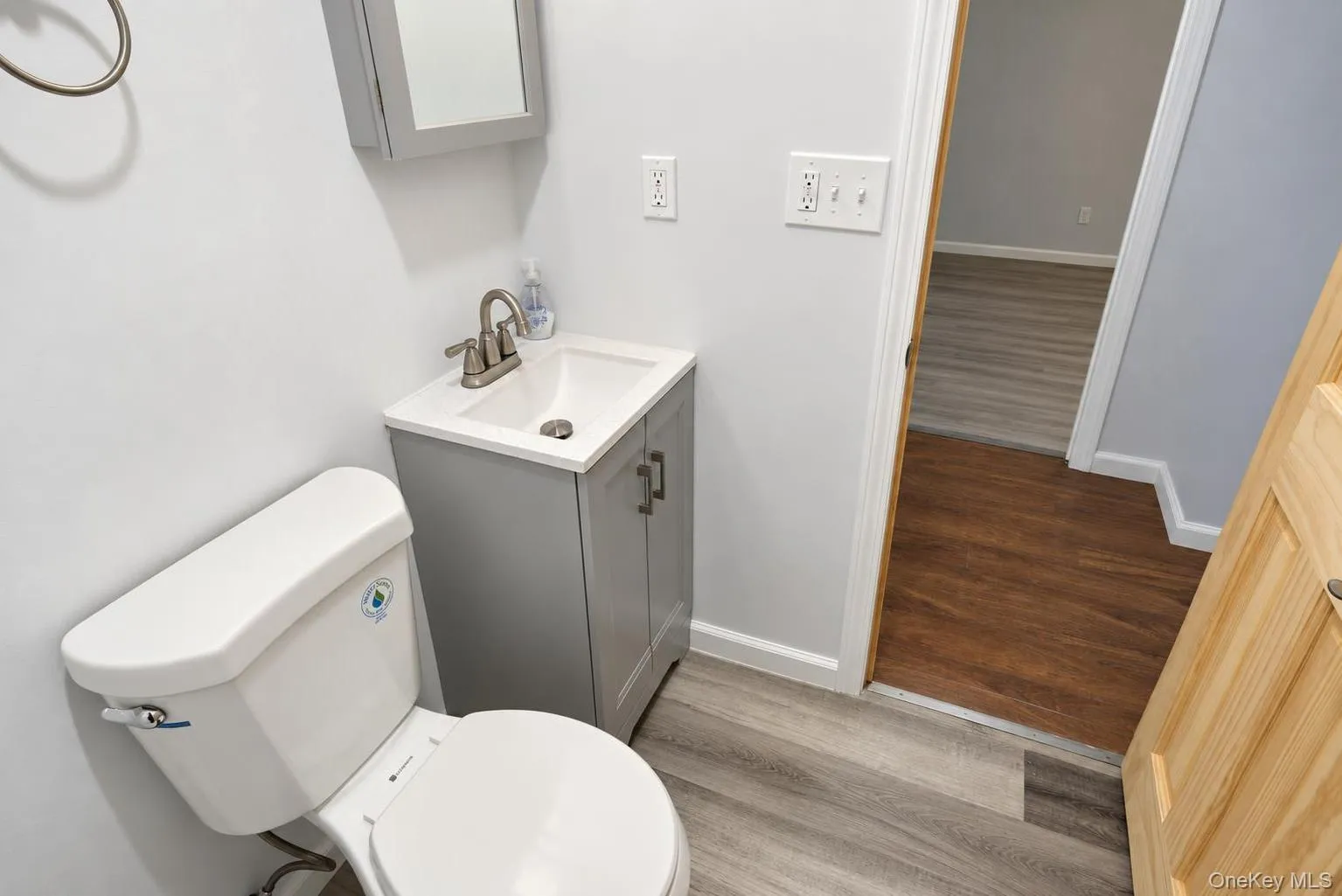 93 Starlight Drive, Thompson, NY, 2 Bedrooms Bedrooms, 4 Rooms Rooms,1 BathroomBathrooms,Residential,For Rent,Starlight,0,1053871 93 Starlight Drive, Thompson, NY, 2 Bedrooms Bedrooms, 4 Rooms Rooms,1 BathroomBathrooms,Residential,For Rent,Starlight,0,1053871