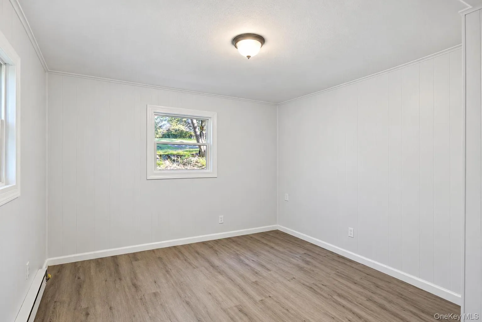 93 Starlight Drive, Thompson, NY, 2 Bedrooms Bedrooms, 4 Rooms Rooms,1 BathroomBathrooms,Residential,For Rent,Starlight,0,1053871 93 Starlight Drive, Thompson, NY, 2 Bedrooms Bedrooms, 4 Rooms Rooms,1 BathroomBathrooms,Residential,For Rent,Starlight,0,1053871
