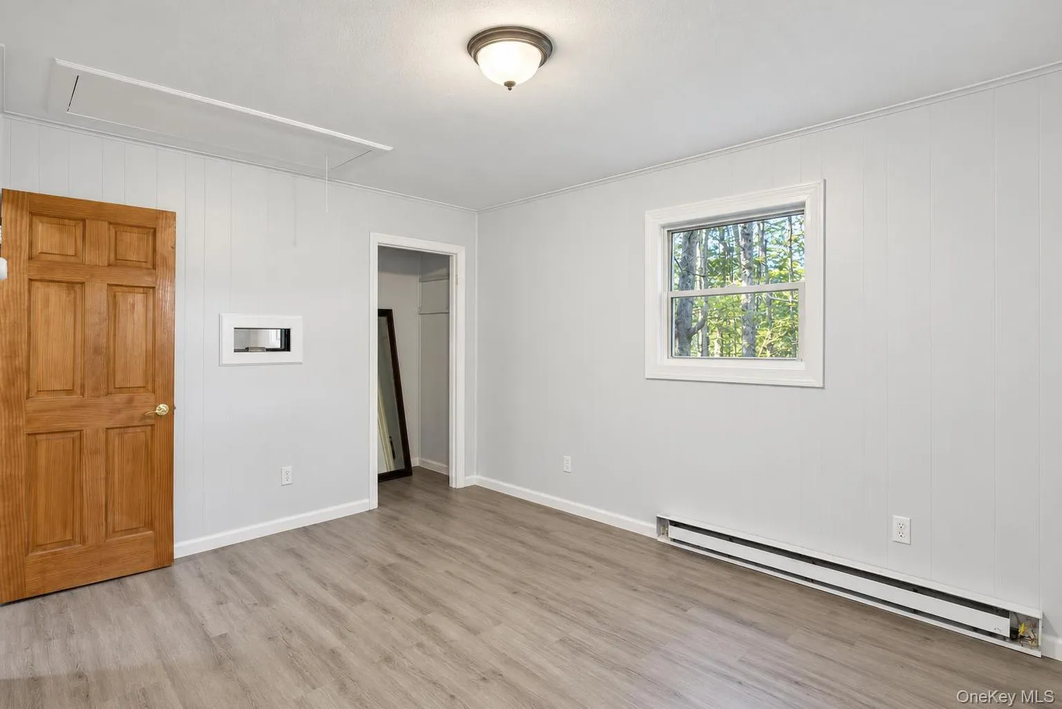 93 Starlight Drive, Thompson, NY, 2 Bedrooms Bedrooms, 4 Rooms Rooms,1 BathroomBathrooms,Residential,For Rent,Starlight,0,1053871 93 Starlight Drive, Thompson, NY, 2 Bedrooms Bedrooms, 4 Rooms Rooms,1 BathroomBathrooms,Residential,For Rent,Starlight,0,1053871