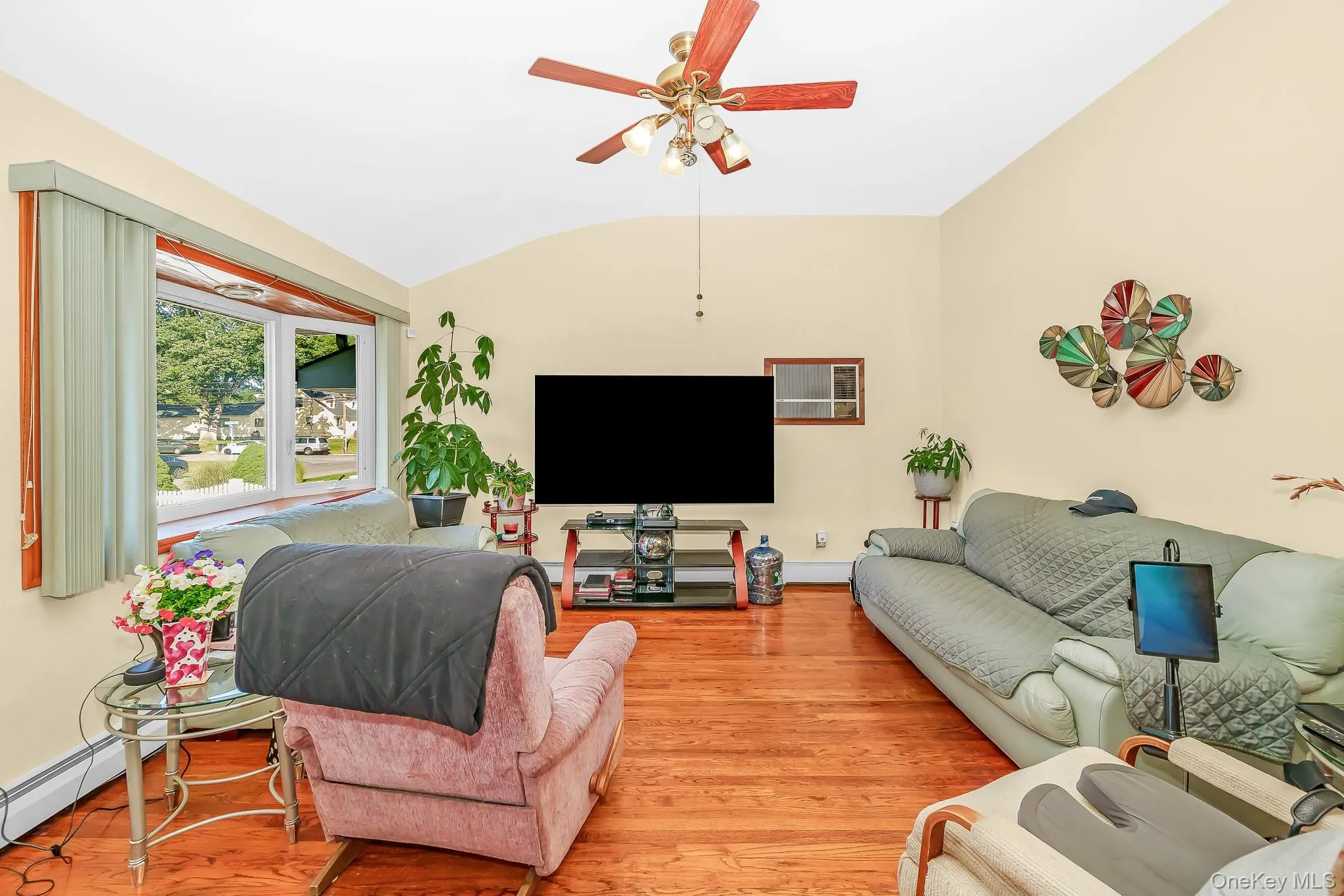 22 Willow Street, Islip, NY, 3 Bedrooms Bedrooms, 7 Rooms Rooms,1 BathroomBathrooms,Residential,For Rent,Willow,0,1053872 22 Willow Street, Islip, NY, 3 Bedrooms Bedrooms, 7 Rooms Rooms,1 BathroomBathrooms,Residential,For Rent,Willow,0,1053872