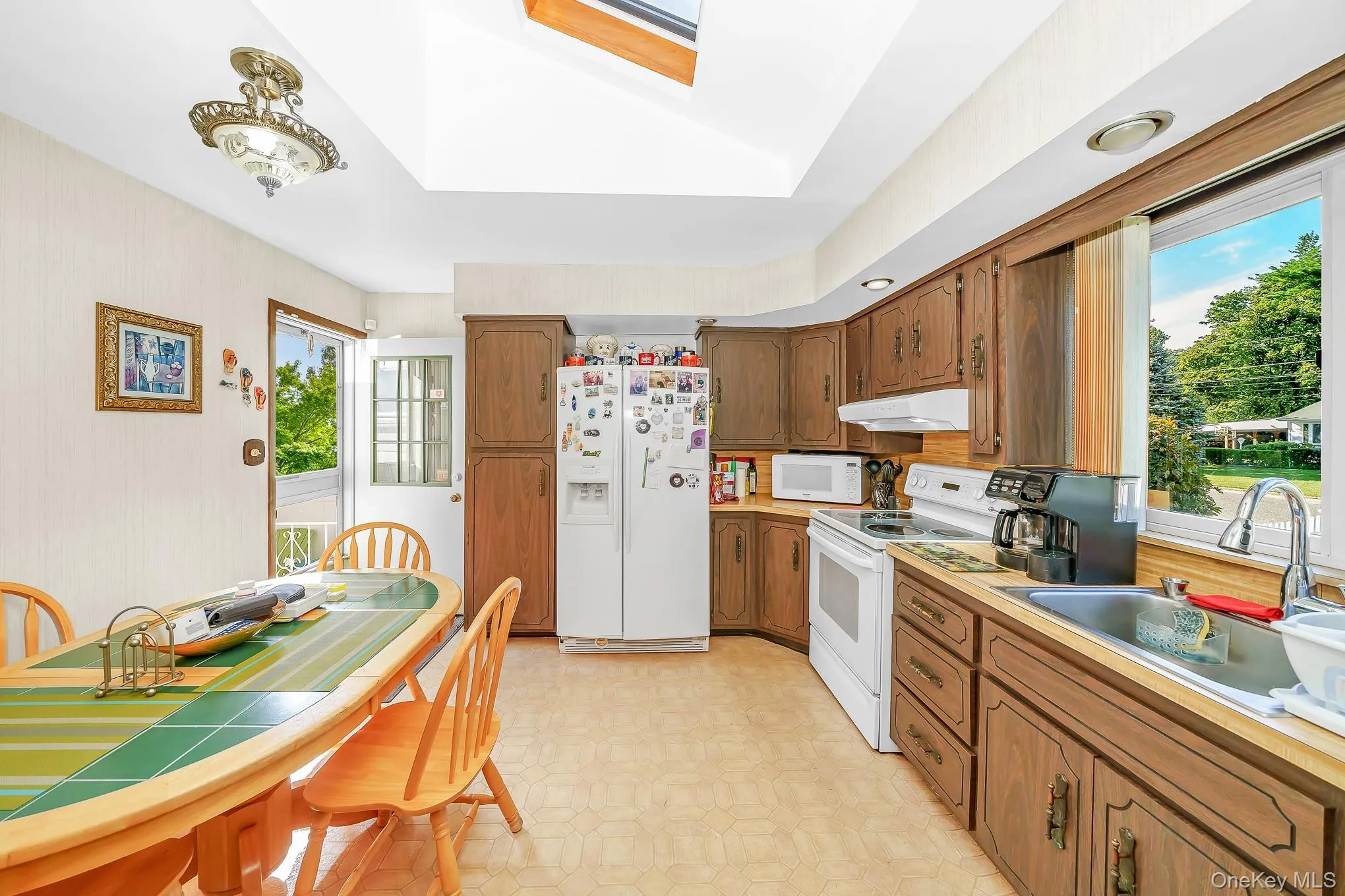 22 Willow Street, Islip, NY, 3 Bedrooms Bedrooms, 7 Rooms Rooms,1 BathroomBathrooms,Residential,For Rent,Willow,0,1053872 22 Willow Street, Islip, NY, 3 Bedrooms Bedrooms, 7 Rooms Rooms,1 BathroomBathrooms,Residential,For Rent,Willow,0,1053872