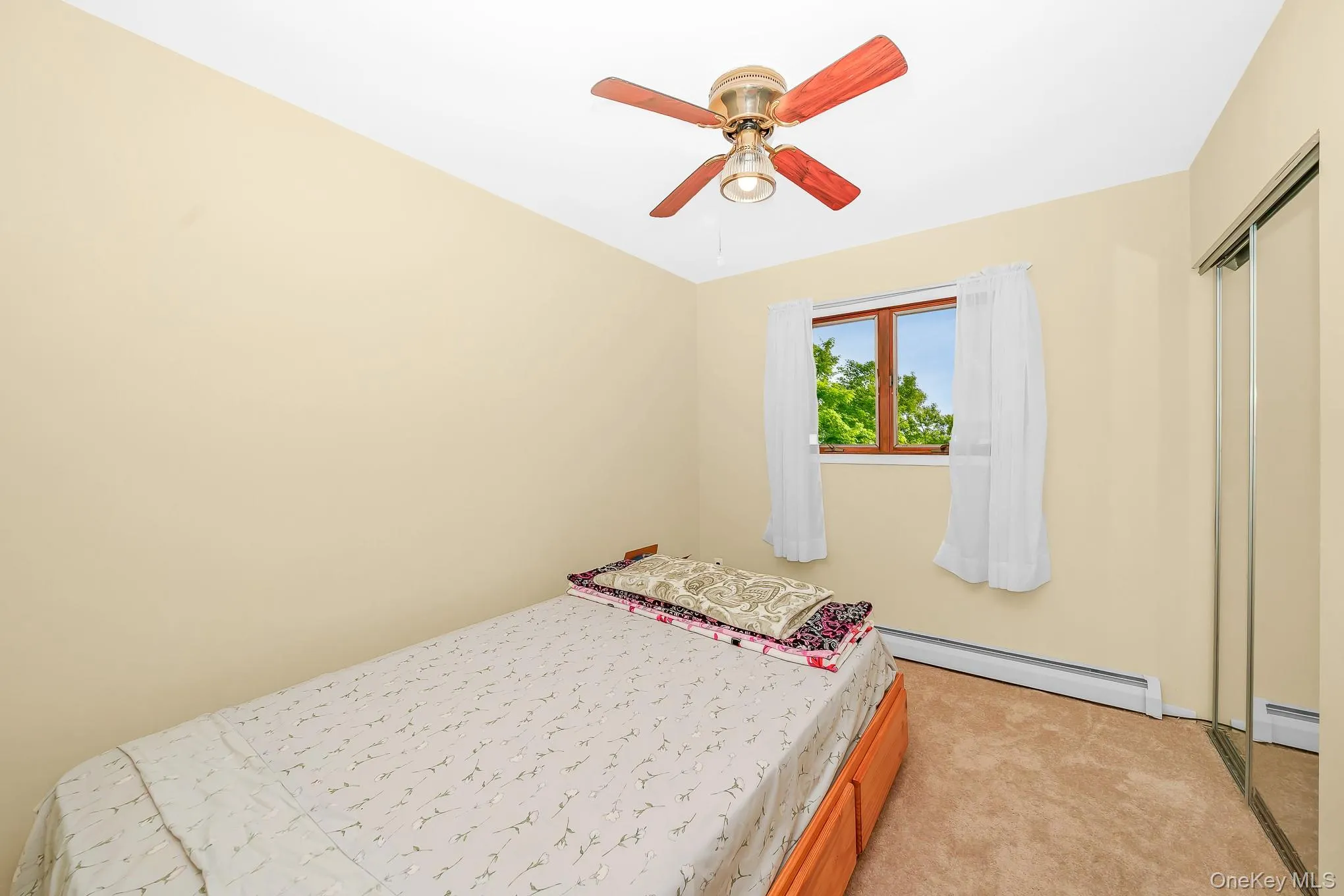 22 Willow Street, Islip, NY, 3 Bedrooms Bedrooms, 7 Rooms Rooms,1 BathroomBathrooms,Residential,For Rent,Willow,0,1053872 22 Willow Street, Islip, NY, 3 Bedrooms Bedrooms, 7 Rooms Rooms,1 BathroomBathrooms,Residential,For Rent,Willow,0,1053872