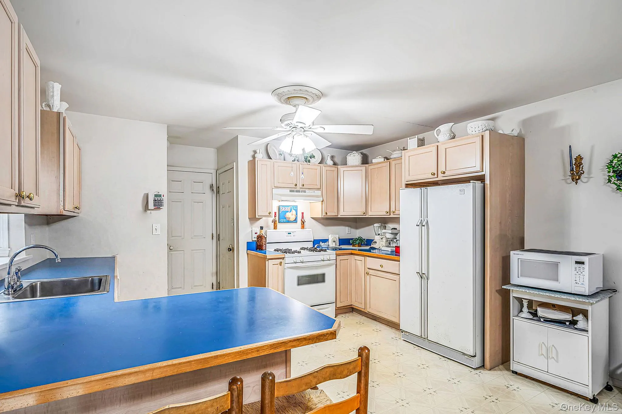 23 School Street, Brookhaven, NY, 3 Bedrooms Bedrooms, 6 Rooms Rooms,3 BathroomsBathrooms,Residential,For Rent,School,0,1053875 23 School Street, Brookhaven, NY, 3 Bedrooms Bedrooms, 6 Rooms Rooms,3 BathroomsBathrooms,Residential,For Rent,School,0,1053875