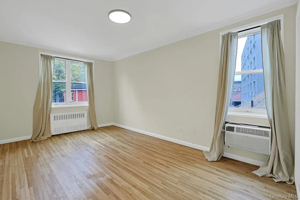 3363 Sedgwick Avenue, New York, NY, 1 Bedroom Bedrooms, 2 Rooms Rooms,1 BathroomBathrooms,Residential,For Rent,Sedgwick,0,1053876 3363 Sedgwick Avenue, New York, NY, 1 Bedroom Bedrooms, 2 Rooms Rooms,1 BathroomBathrooms,Residential,For Rent,Sedgwick,0,1053876