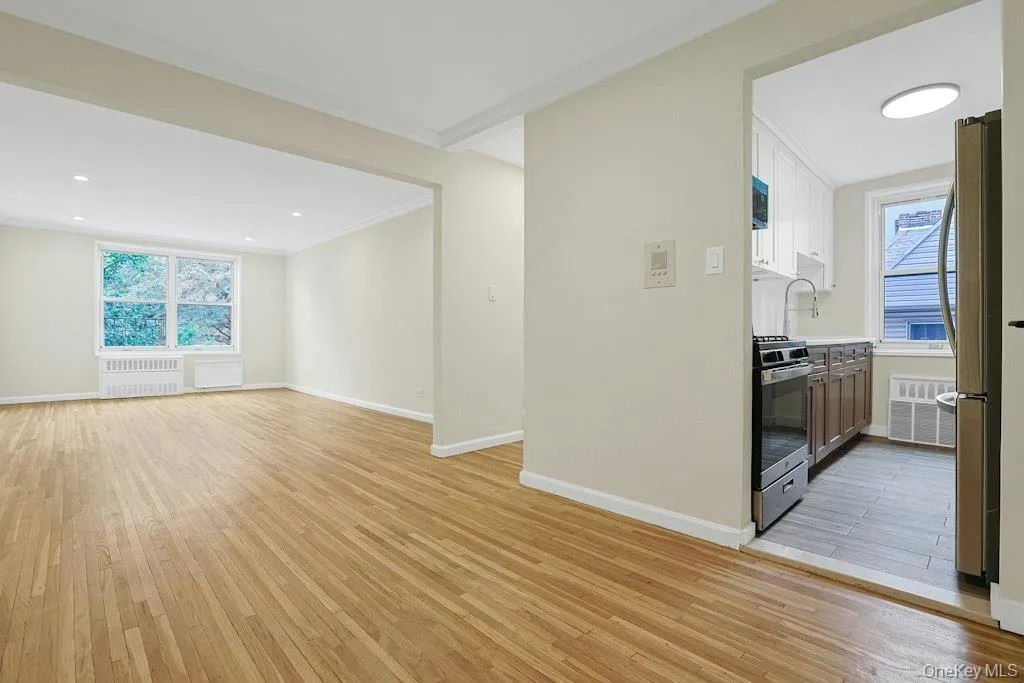 3363 Sedgwick Avenue, New York, NY, 1 Bedroom Bedrooms, 2 Rooms Rooms,1 BathroomBathrooms,Residential,For Rent,Sedgwick,0,1053876 3363 Sedgwick Avenue, New York, NY, 1 Bedroom Bedrooms, 2 Rooms Rooms,1 BathroomBathrooms,Residential,For Rent,Sedgwick,0,1053876