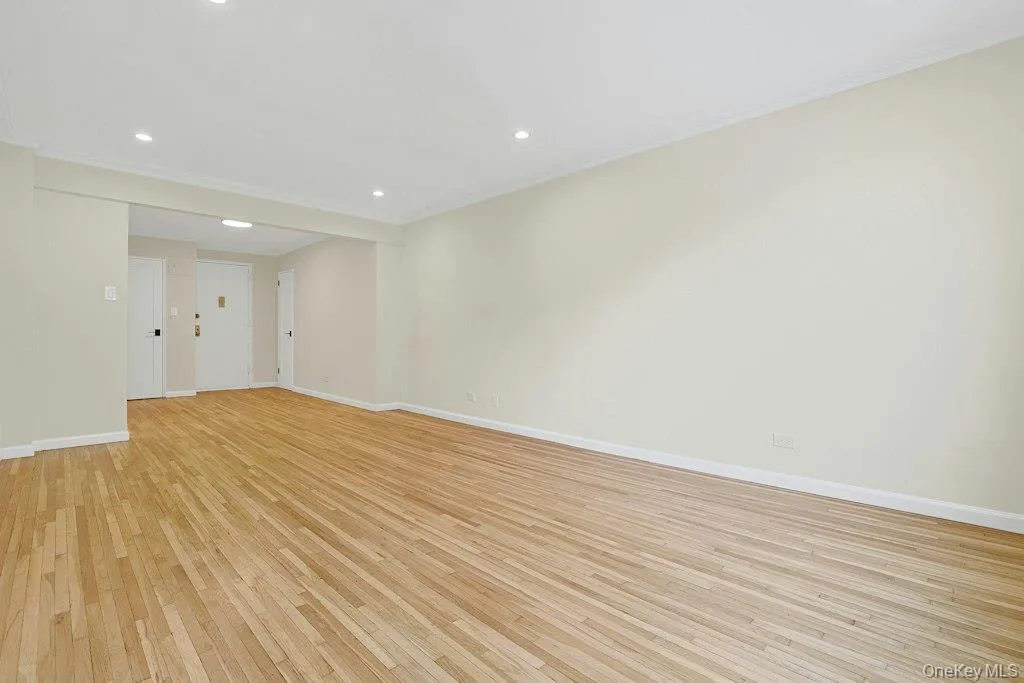 3363 Sedgwick Avenue, New York, NY, 1 Bedroom Bedrooms, 2 Rooms Rooms,1 BathroomBathrooms,Residential,For Rent,Sedgwick,0,1053876 3363 Sedgwick Avenue, New York, NY, 1 Bedroom Bedrooms, 2 Rooms Rooms,1 BathroomBathrooms,Residential,For Rent,Sedgwick,0,1053876