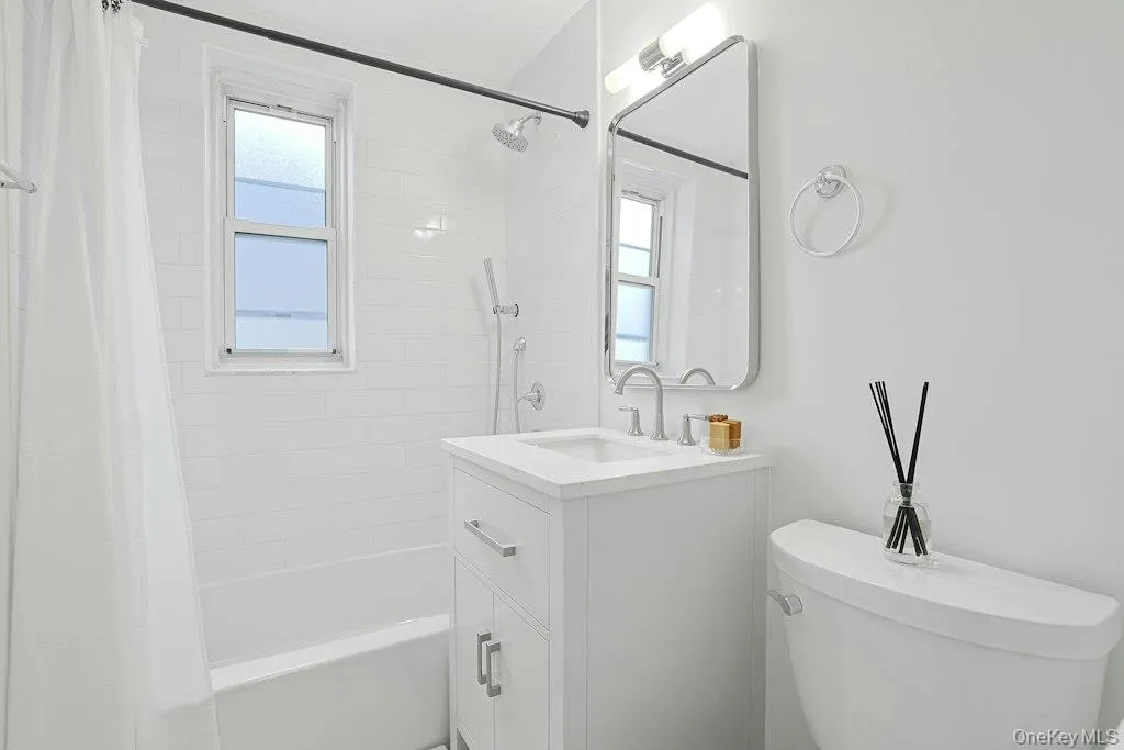 3363 Sedgwick Avenue, New York, NY, 1 Bedroom Bedrooms, 2 Rooms Rooms,1 BathroomBathrooms,Residential,For Rent,Sedgwick,0,1053876 3363 Sedgwick Avenue, New York, NY, 1 Bedroom Bedrooms, 2 Rooms Rooms,1 BathroomBathrooms,Residential,For Rent,Sedgwick,0,1053876