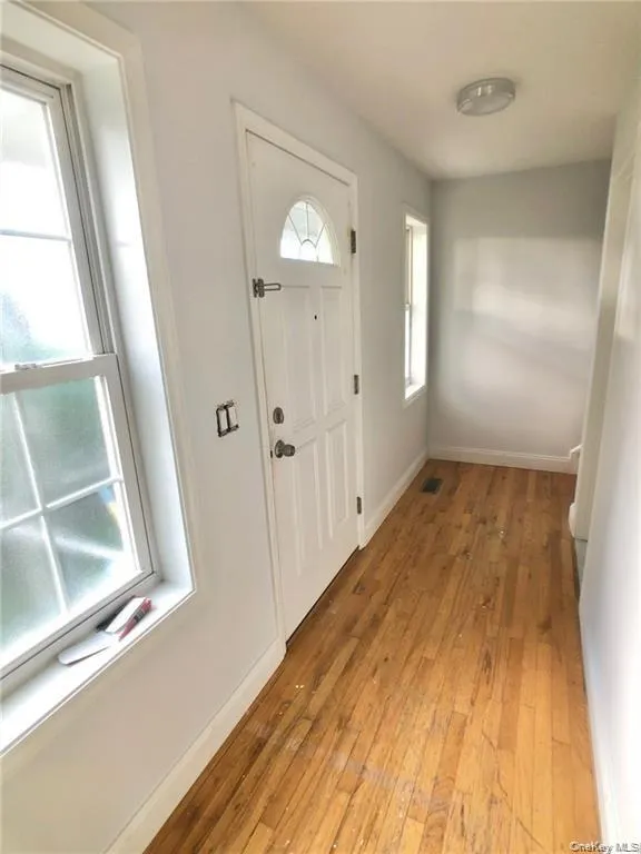 182 Lincoln Avenue, New Rochelle, NY, 3 Bedrooms Bedrooms, 5 Rooms Rooms,2 BathroomsBathrooms,Residential Lease,For Rent,Lincoln,0,1053880 182 Lincoln Avenue, New Rochelle, NY, 3 Bedrooms Bedrooms, 5 Rooms Rooms,2 BathroomsBathrooms,Residential Lease,For Rent,Lincoln,0,1053880