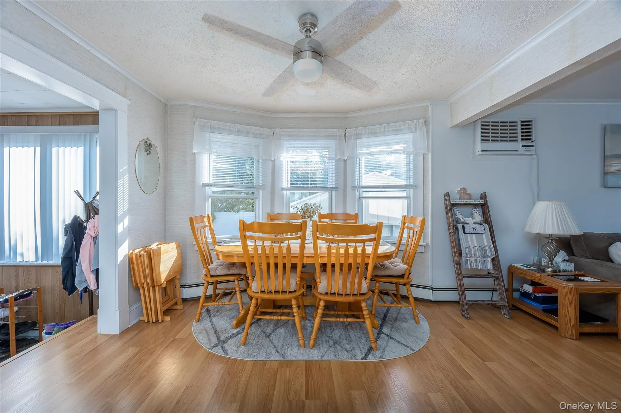 2 Dean Street, Oyster Bay, NY, 3 Bedrooms Bedrooms, 5 Rooms Rooms,1 BathroomBathrooms,Residential,For Rent,Dean,0,1053882 2 Dean Street, Oyster Bay, NY, 3 Bedrooms Bedrooms, 5 Rooms Rooms,1 BathroomBathrooms,Residential,For Rent,Dean,0,1053882