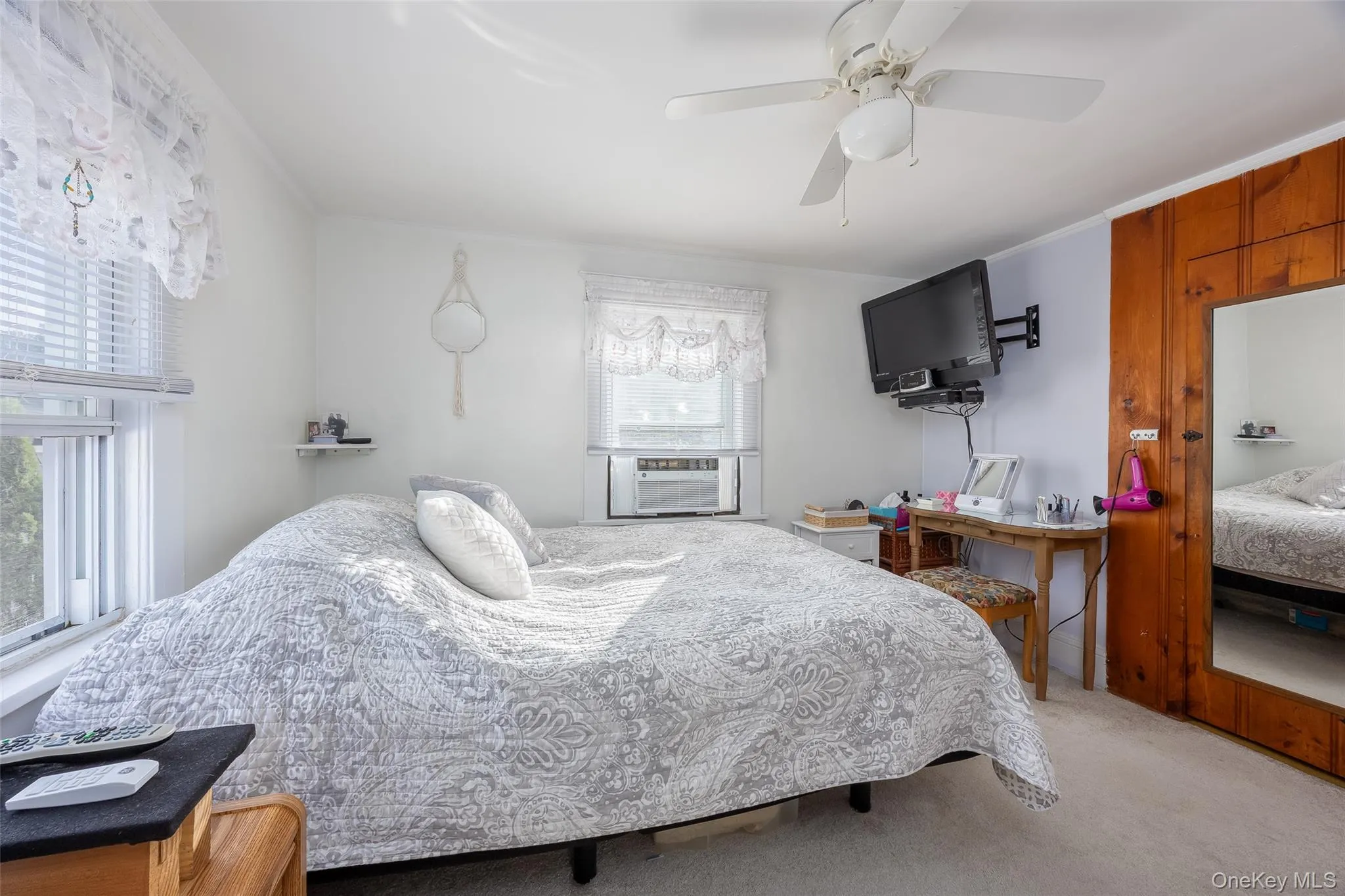 2 Dean Street, Oyster Bay, NY, 3 Bedrooms Bedrooms, 5 Rooms Rooms,1 BathroomBathrooms,Residential,For Rent,Dean,0,1053882 2 Dean Street, Oyster Bay, NY, 3 Bedrooms Bedrooms, 5 Rooms Rooms,1 BathroomBathrooms,Residential,For Rent,Dean,0,1053882