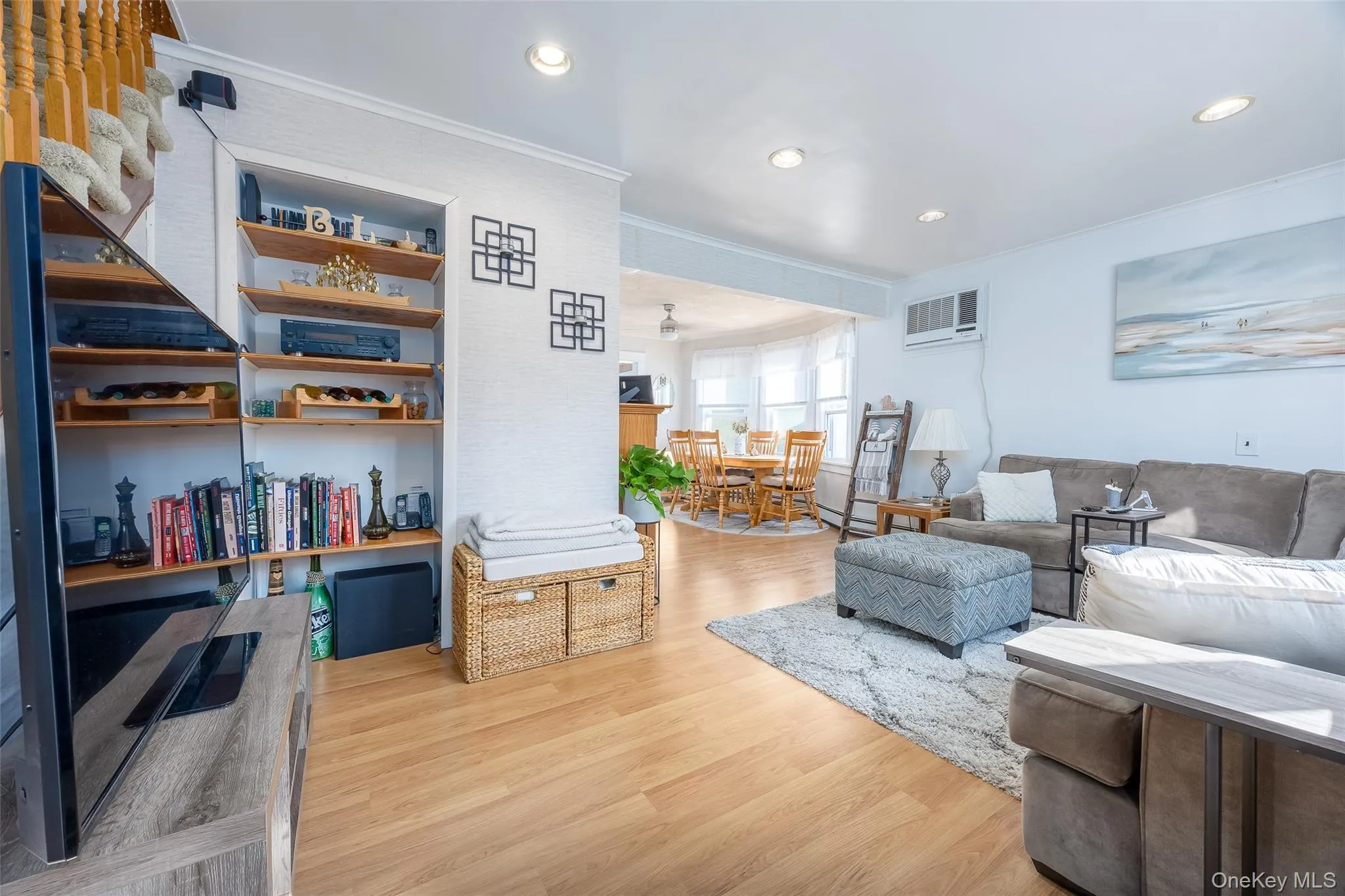 2 Dean Street, Oyster Bay, NY, 3 Bedrooms Bedrooms, 5 Rooms Rooms,1 BathroomBathrooms,Residential,For Rent,Dean,0,1053882 2 Dean Street, Oyster Bay, NY, 3 Bedrooms Bedrooms, 5 Rooms Rooms,1 BathroomBathrooms,Residential,For Rent,Dean,0,1053882