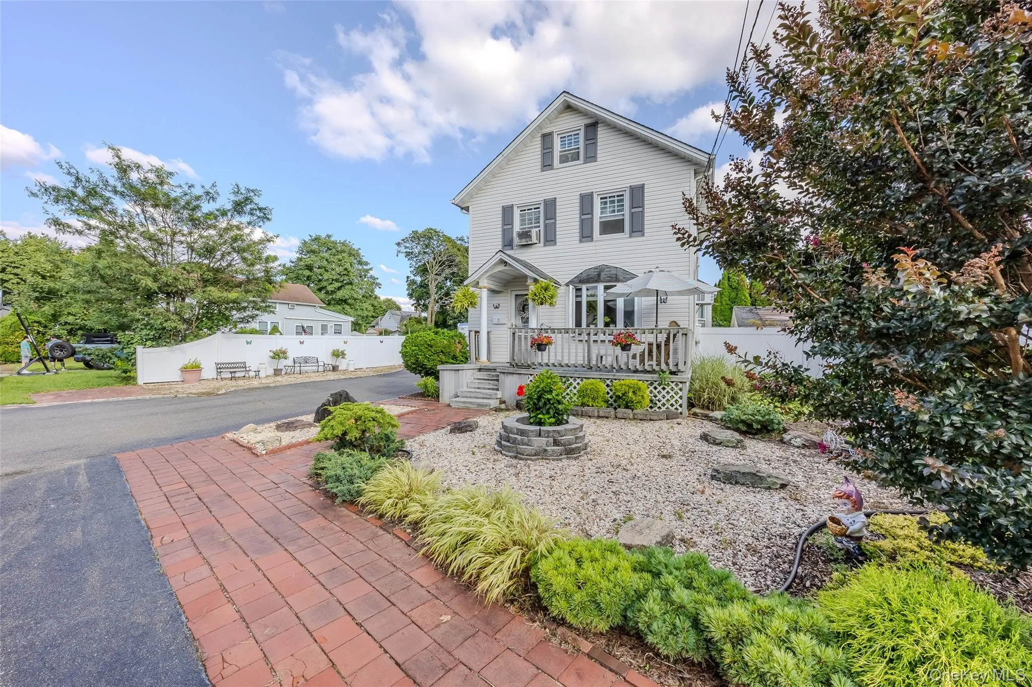 2 Dean Street, Oyster Bay, NY, 3 Bedrooms Bedrooms, 5 Rooms Rooms,1 BathroomBathrooms,Residential,For Rent,Dean,0,1053882 2 Dean Street, Oyster Bay, NY, 3 Bedrooms Bedrooms, 5 Rooms Rooms,1 BathroomBathrooms,Residential,For Rent,Dean,0,1053882