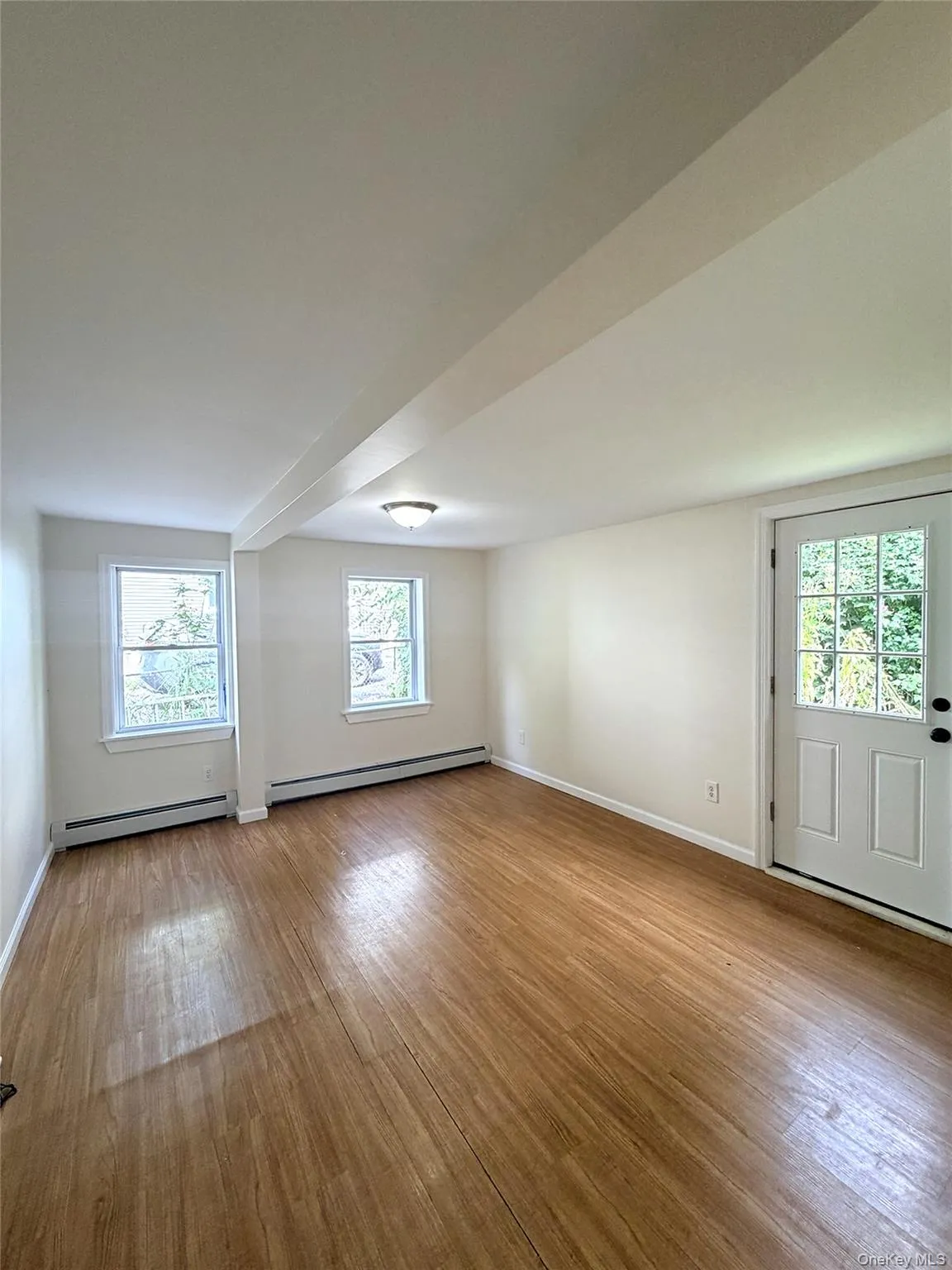 Note the door that conveniently leads to the backyard. Note the door that conveniently leads to the backyard.