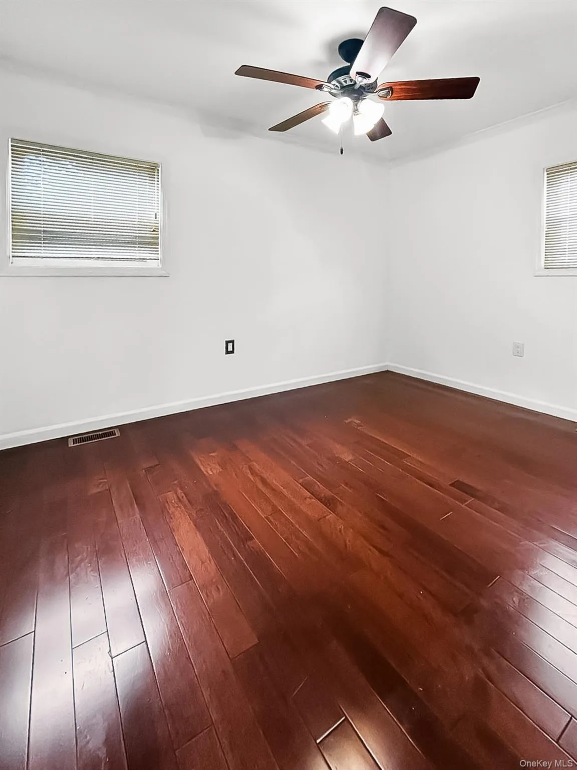 145-48 180th Street, New York, NY, 2 Bedrooms Bedrooms, 4 Rooms Rooms,1 BathroomBathrooms,Residential Lease,For Rent,180th,0,1053890 145-48 180th Street, New York, NY, 2 Bedrooms Bedrooms, 4 Rooms Rooms,1 BathroomBathrooms,Residential Lease,For Rent,180th,0,1053890