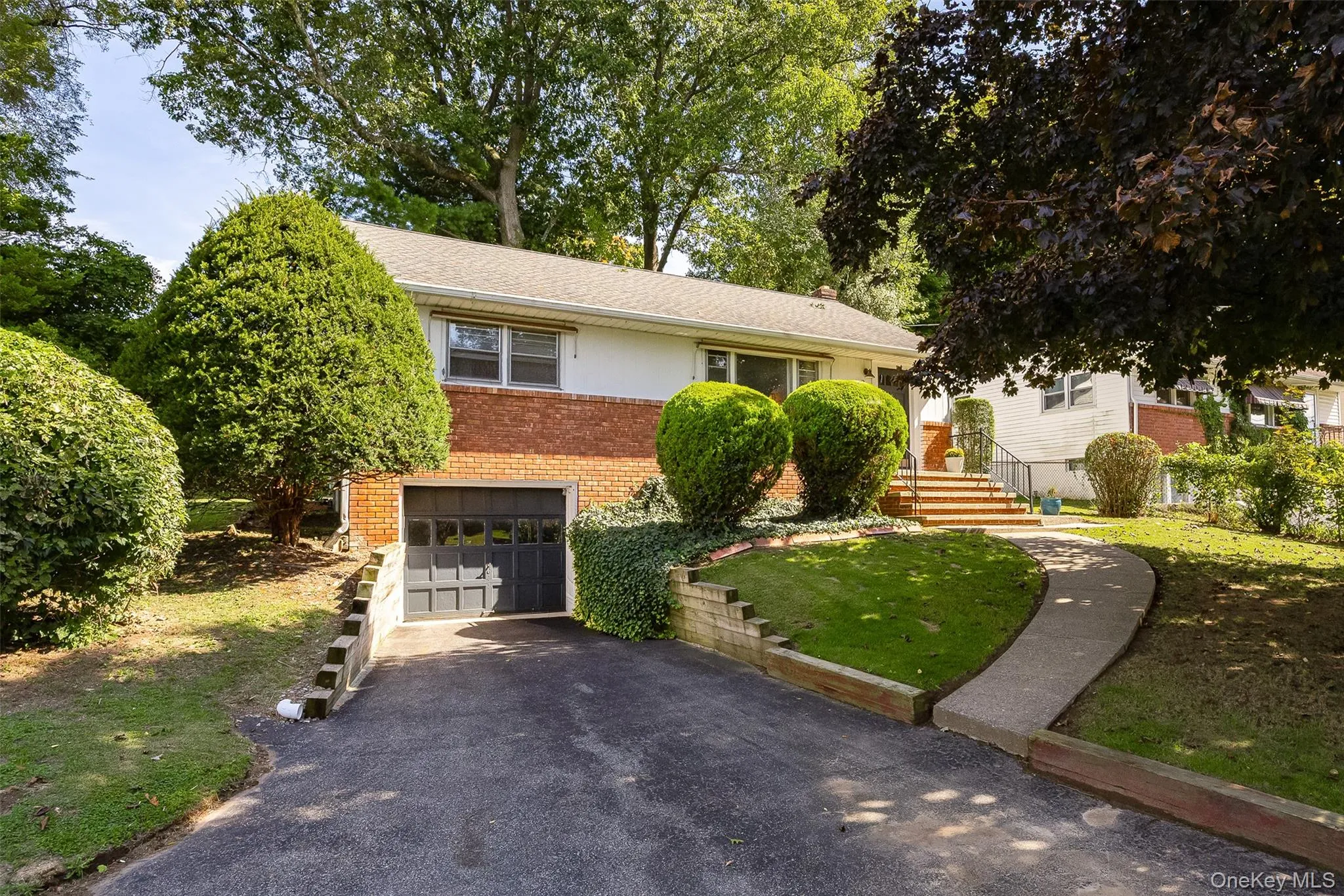 352 Clifton Avenue, Kingston, NY, 3 Bedrooms Bedrooms, 6 Rooms Rooms,1 BathroomBathrooms,Residential,For Rent,Clifton,0,1053898 352 Clifton Avenue, Kingston, NY, 3 Bedrooms Bedrooms, 6 Rooms Rooms,1 BathroomBathrooms,Residential,For Rent,Clifton,0,1053898