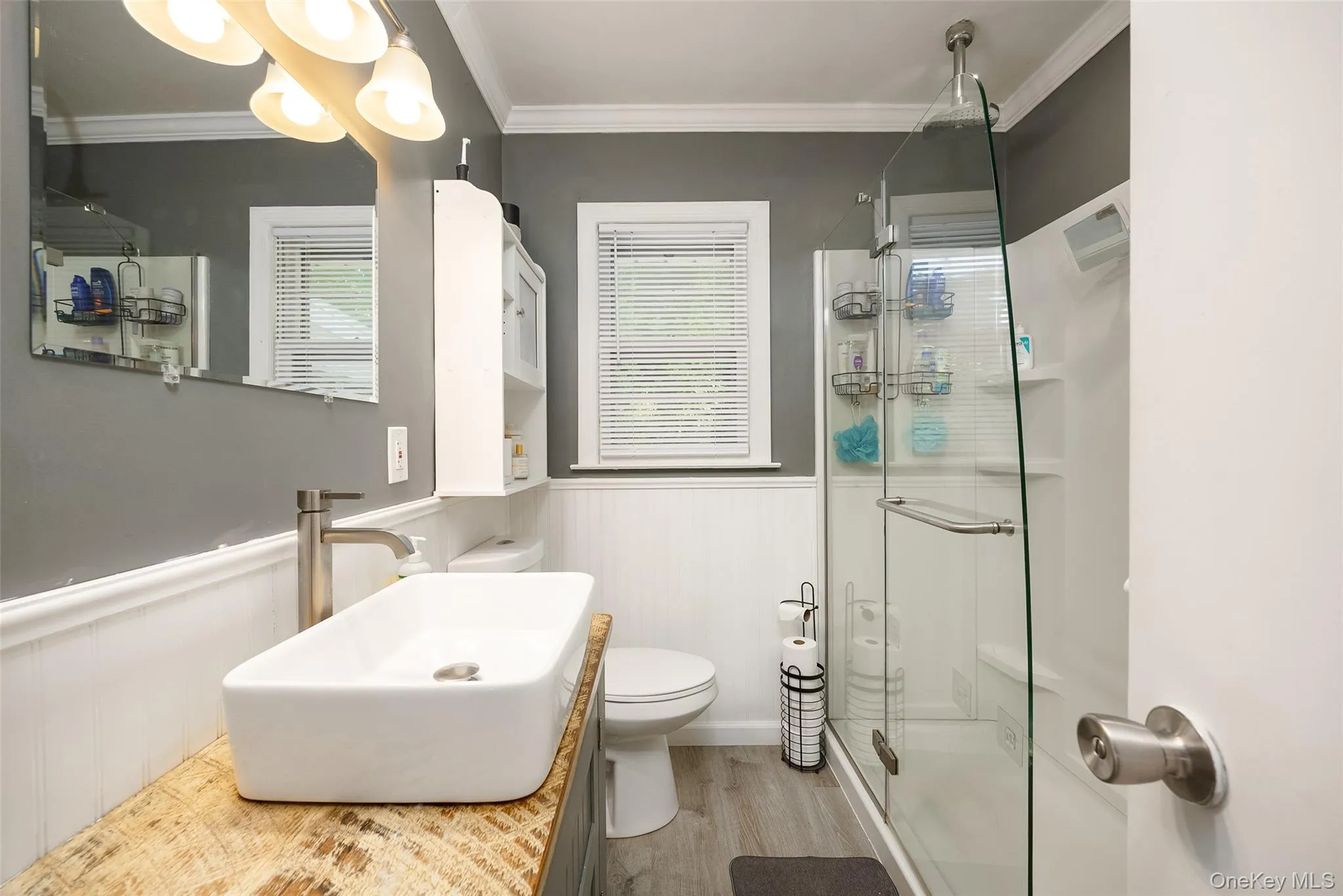 352 Clifton Avenue, Kingston, NY, 3 Bedrooms Bedrooms, 6 Rooms Rooms,1 BathroomBathrooms,Residential,For Rent,Clifton,0,1053898 352 Clifton Avenue, Kingston, NY, 3 Bedrooms Bedrooms, 6 Rooms Rooms,1 BathroomBathrooms,Residential,For Rent,Clifton,0,1053898